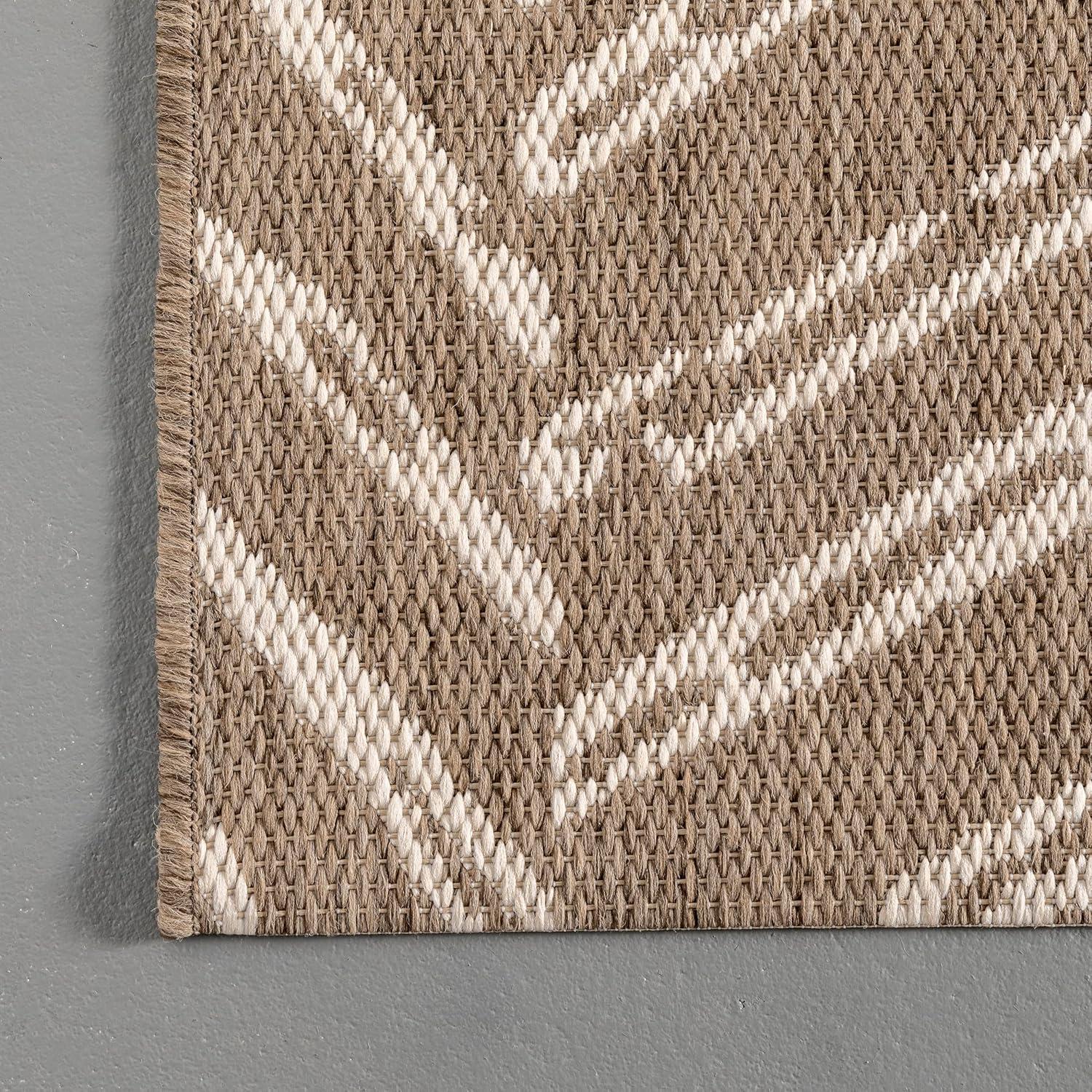 Nuloom Macklin Herringbone 8x11 Indoor/Outdoor Area Rug for Living Room Patio Deck Front Porch Kitchen, Brown/Ivory