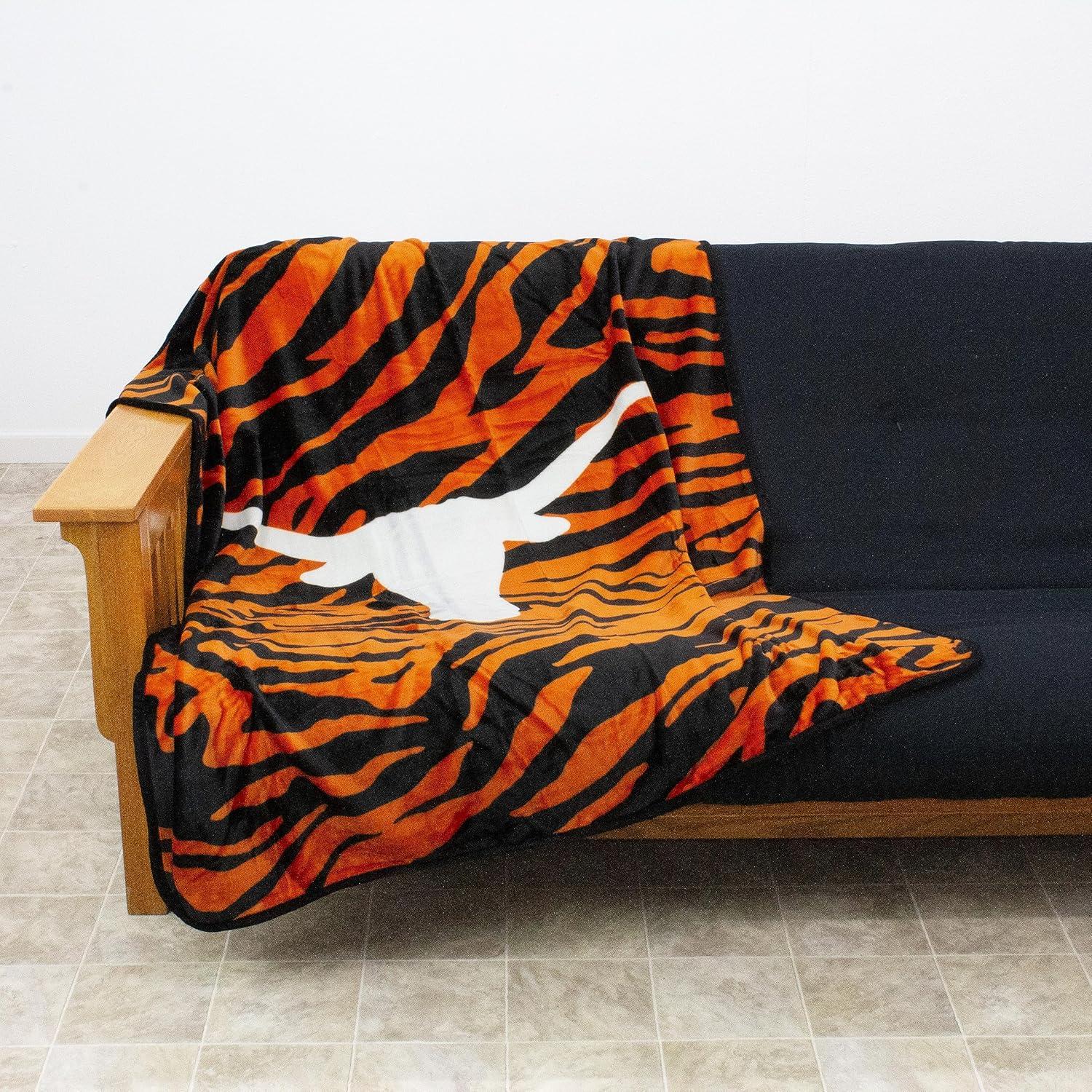 College Covers Louisiana State University Knitted Throw Blanket