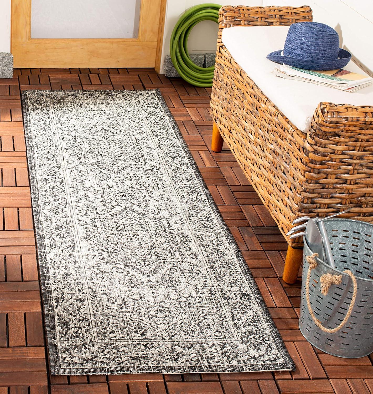 Courtyard CY8763 Power Loomed Indoor/Outdoor Area Rug  - Safavieh