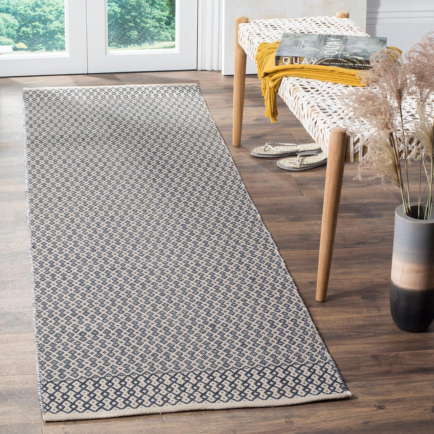 Montauk MTK339 Hand Woven Area Rug  - Safavieh