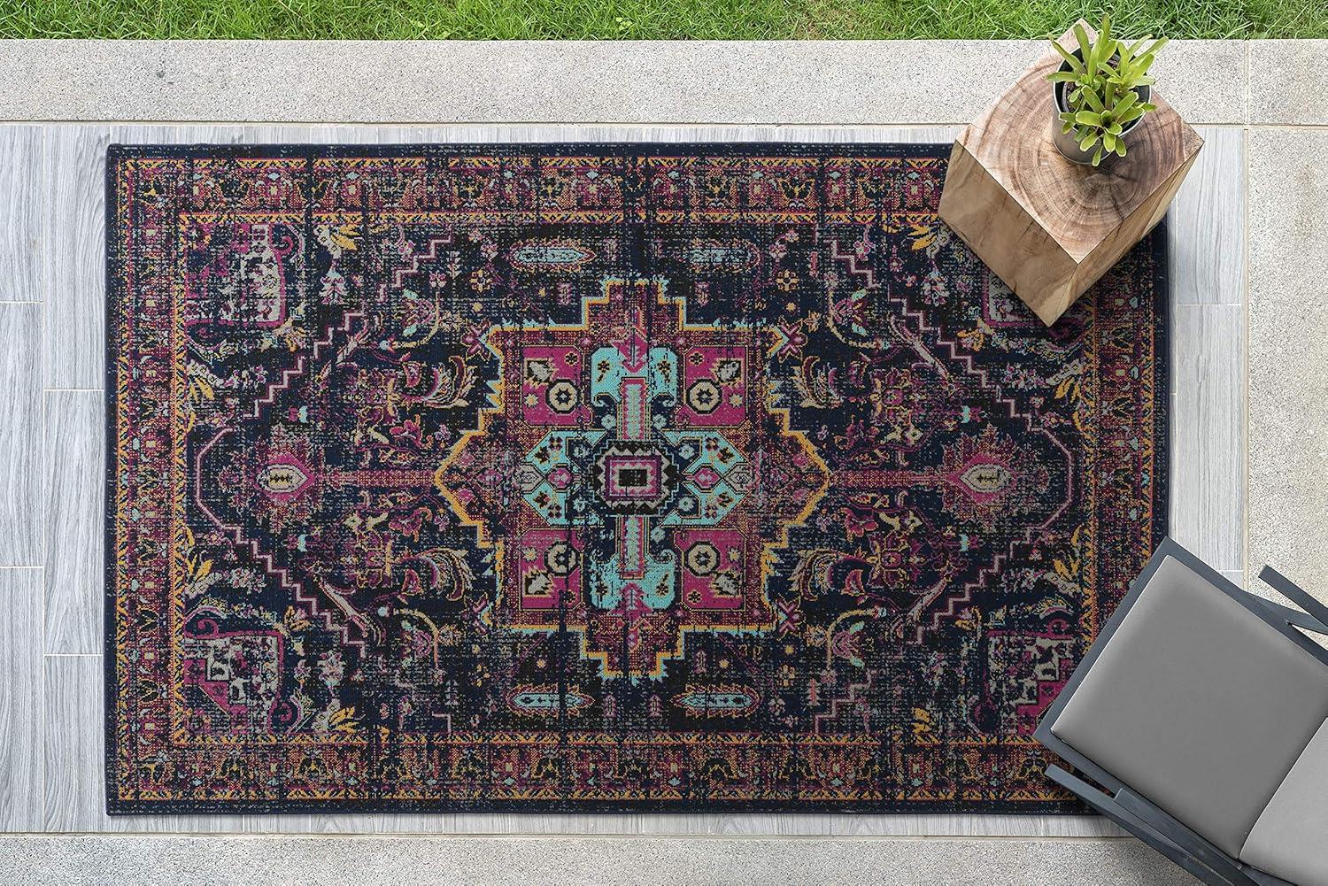 Kaleen Zuma Beach Collection 2' x 3' Modern Southwestern Throw Rug,Navy