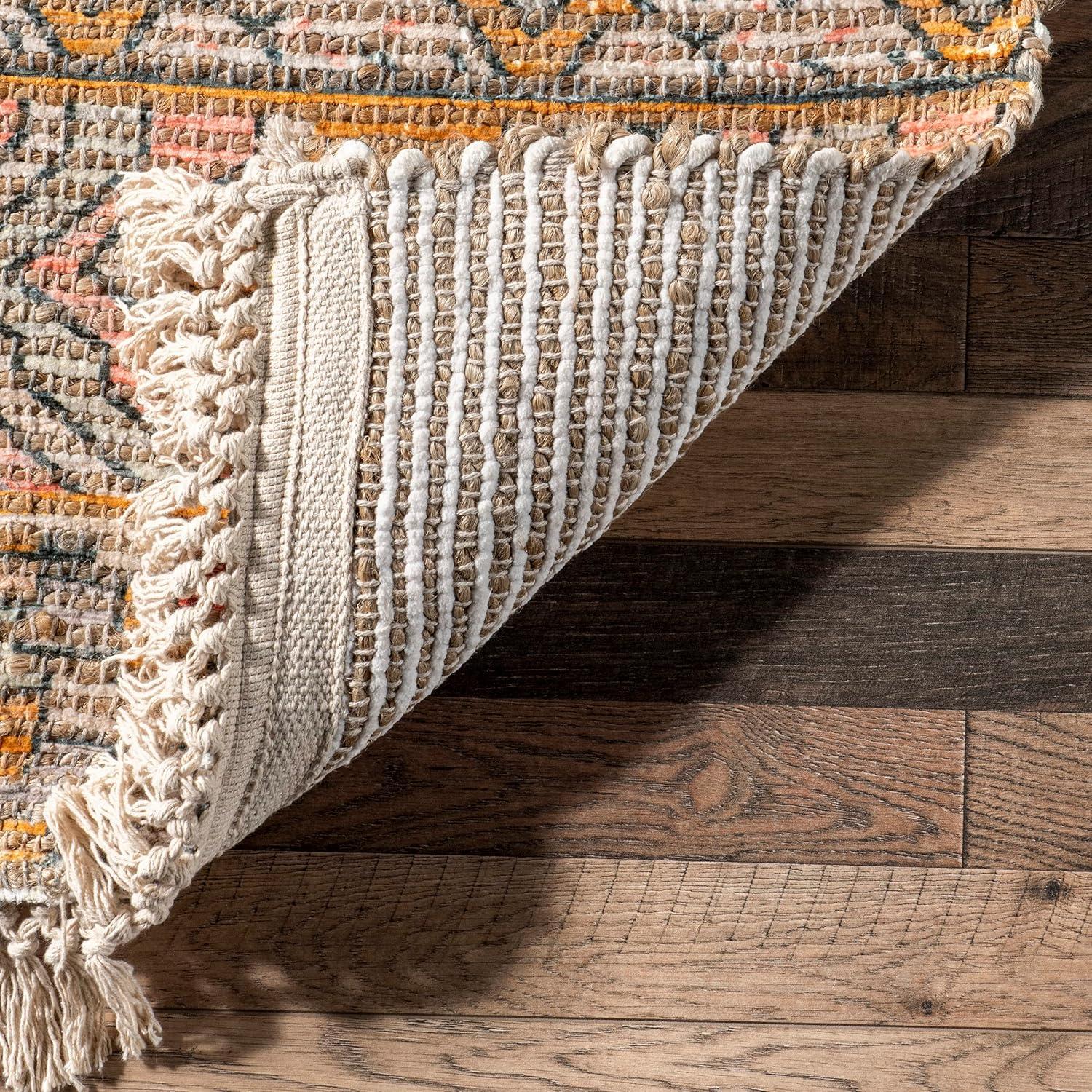 nuLOOM Hermina Southwestern Tasseled Area Rug