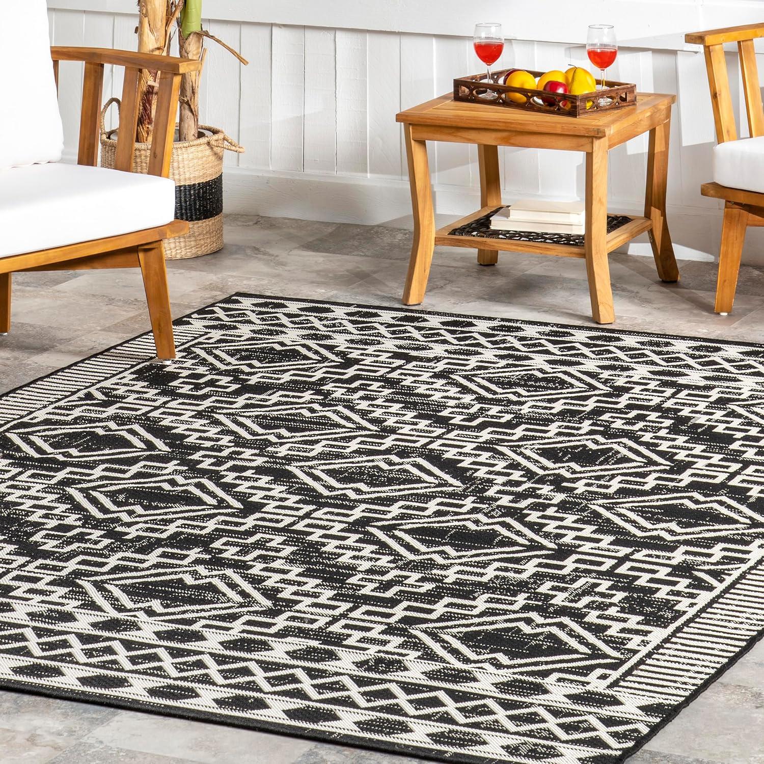 nuLOOM Cari Moroccan Global Indoor and Outdoor Area Rug