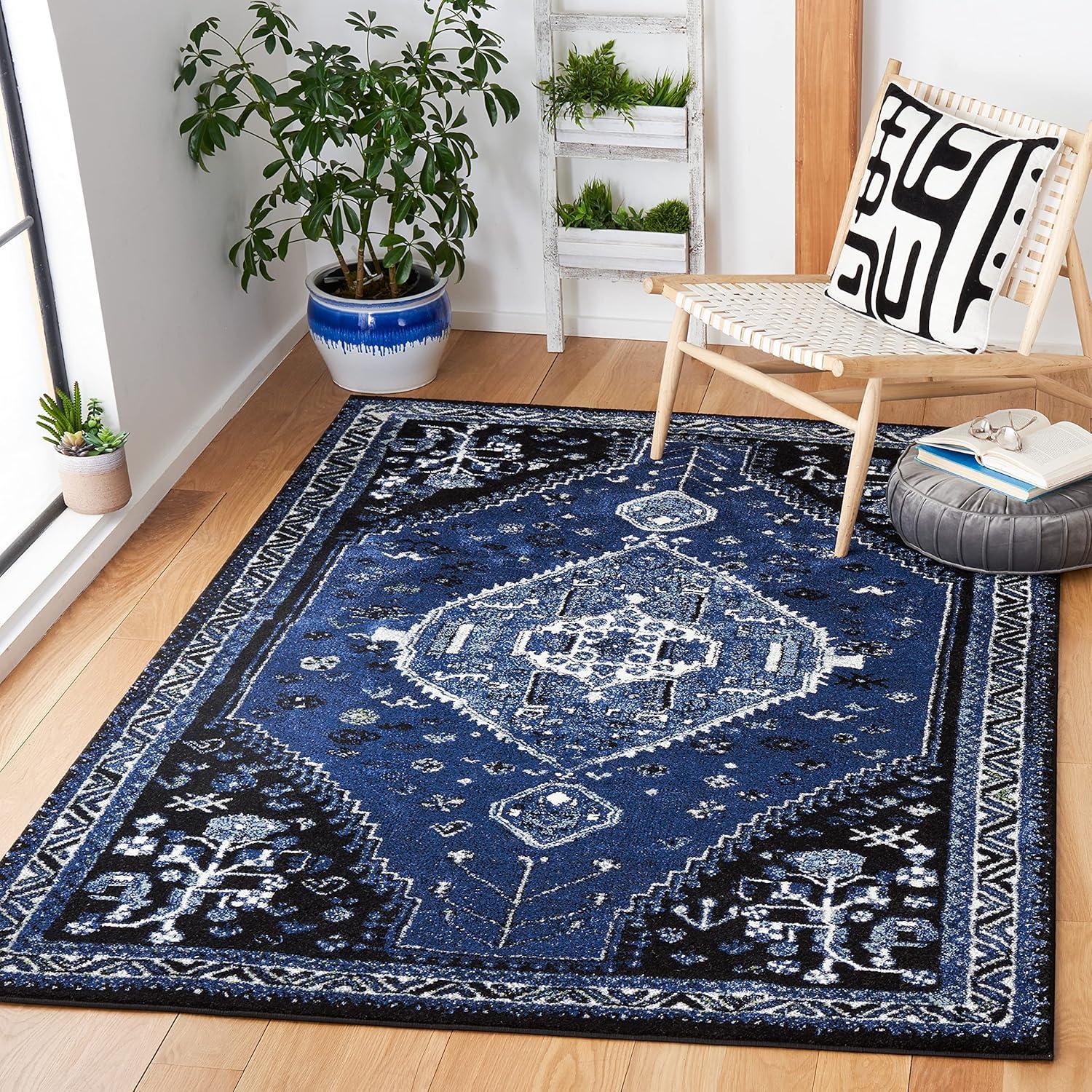 Vintage Hamadan VTH201 Power Loomed Area Rug  - Safavieh