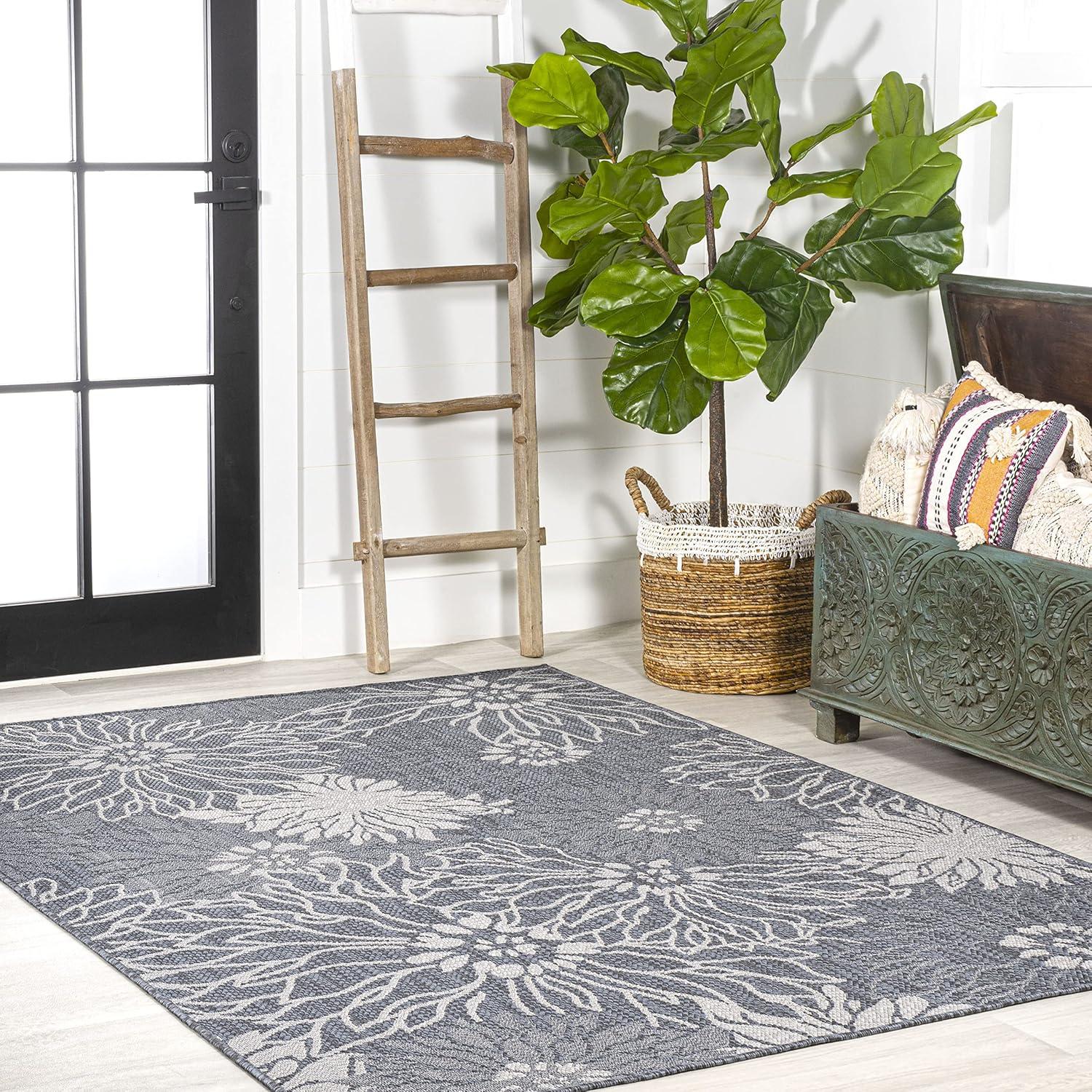 5' x 8' Bahamas Modern All-Over Floral Indoor/Outdoor Area Rug, Navy/Gray - JONATHAN Y