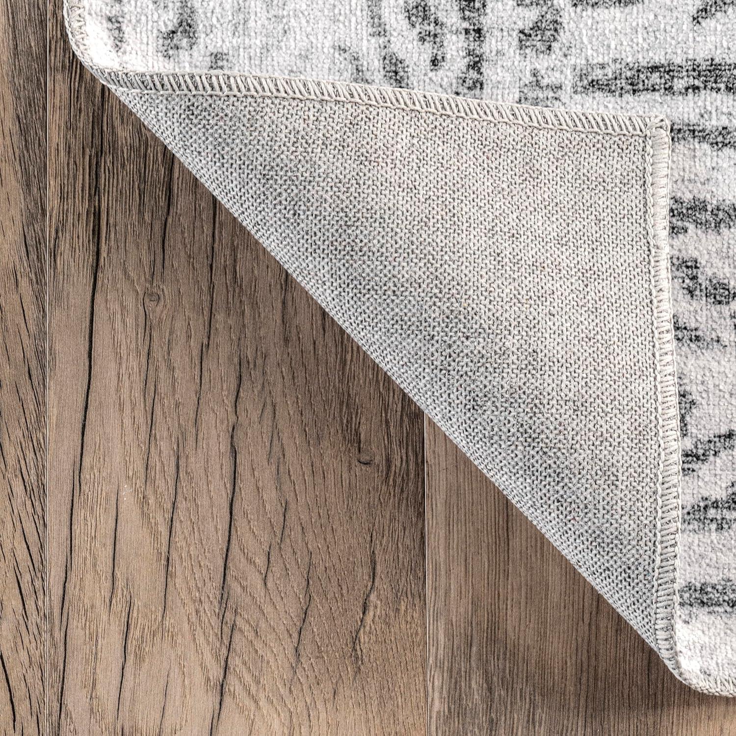 Nuloom Bess Persian Vintage Pet Friendly Machine Washable Area Rug, 4' x 6', Ivory