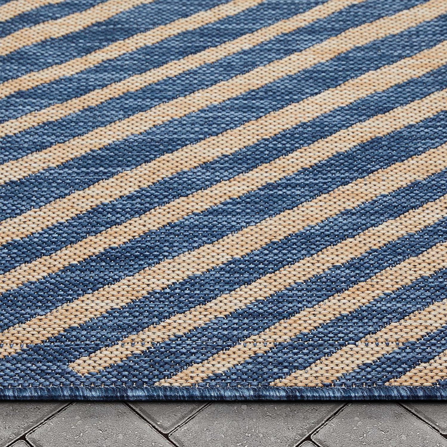 Well Woven Kesia Modern Stripes Indoor/Outdoor Gray Flat-Weave Rug