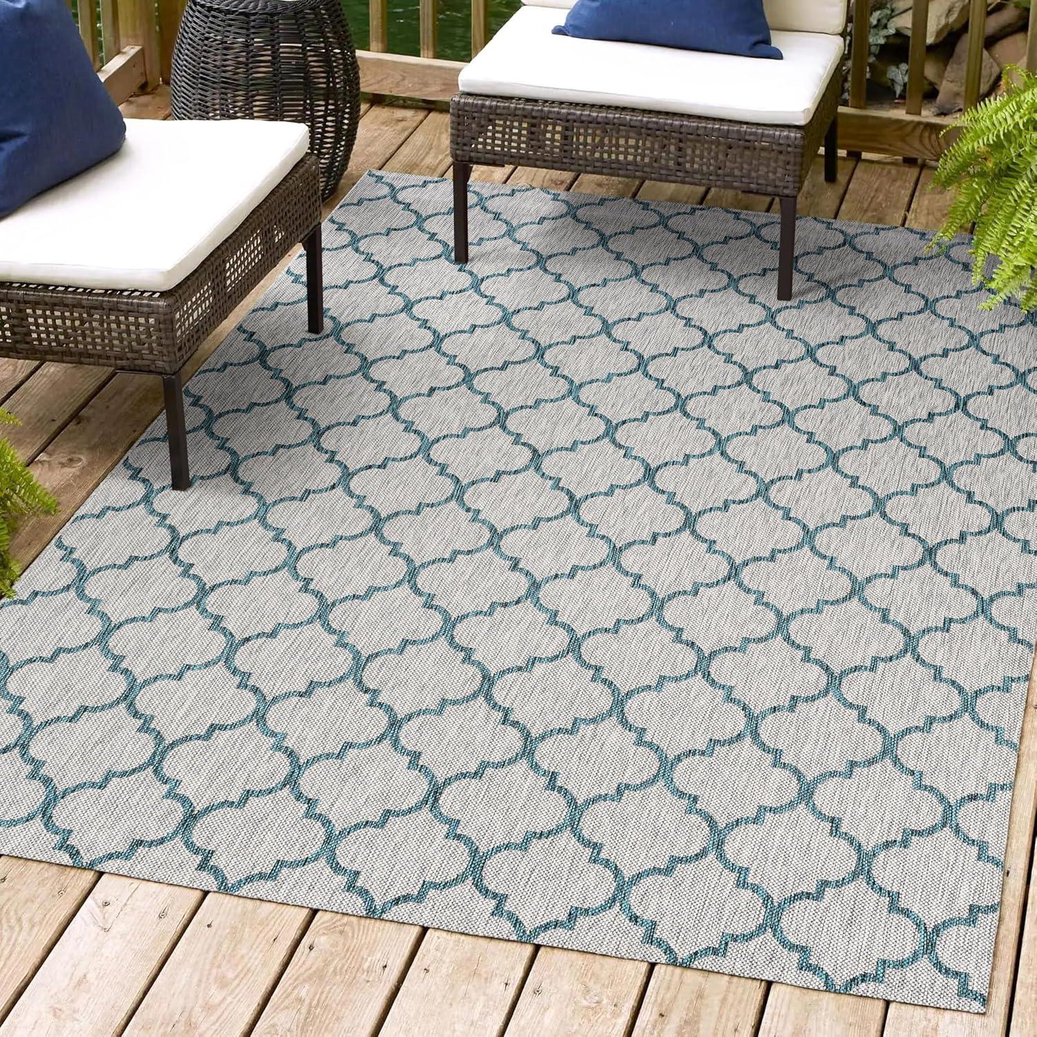 Arabesque Ogee Trellis Indoor/Outdoor  Area Rug  - JONATHAN Y