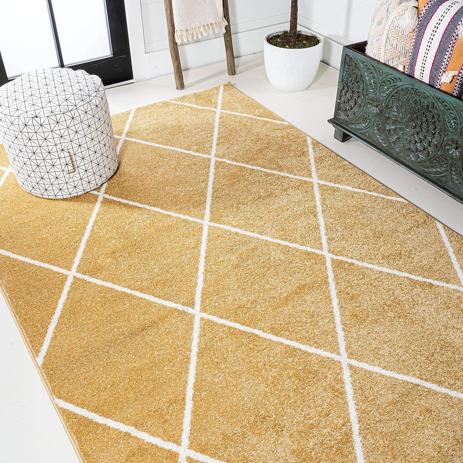 Cole Minimalist Diamond Trellis Round Area Rug - JONATHAN Y