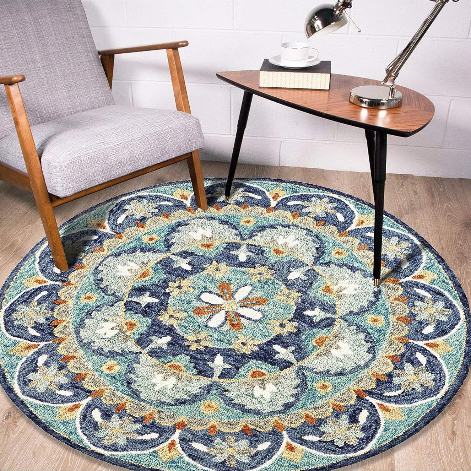 Eternal Bloom Hand-Tufted Wool Round Rug in Blue Floral, 4'