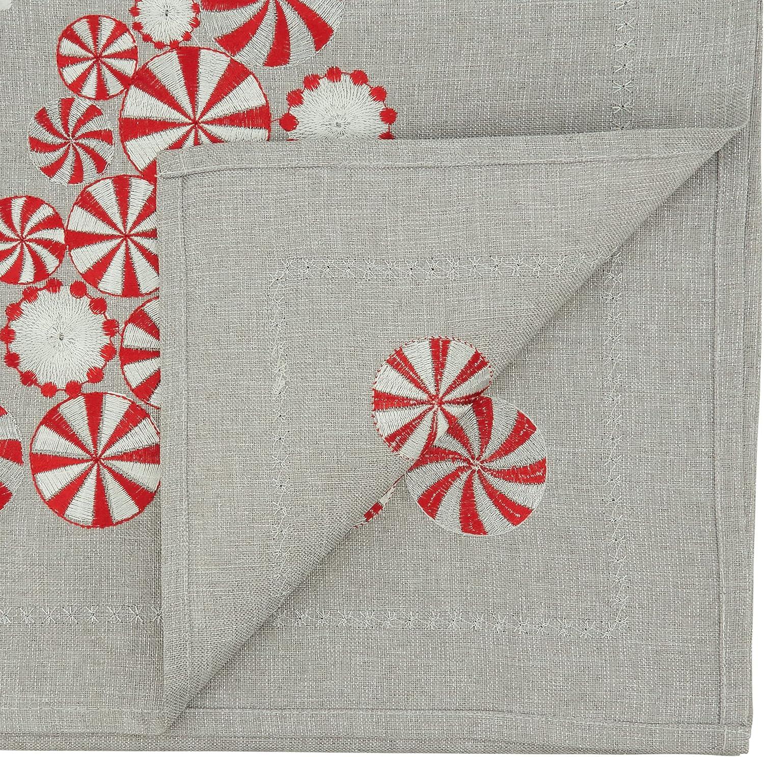 Saro Lifestyle Holiday Table Runner With Peppermint Christmas Tree Design