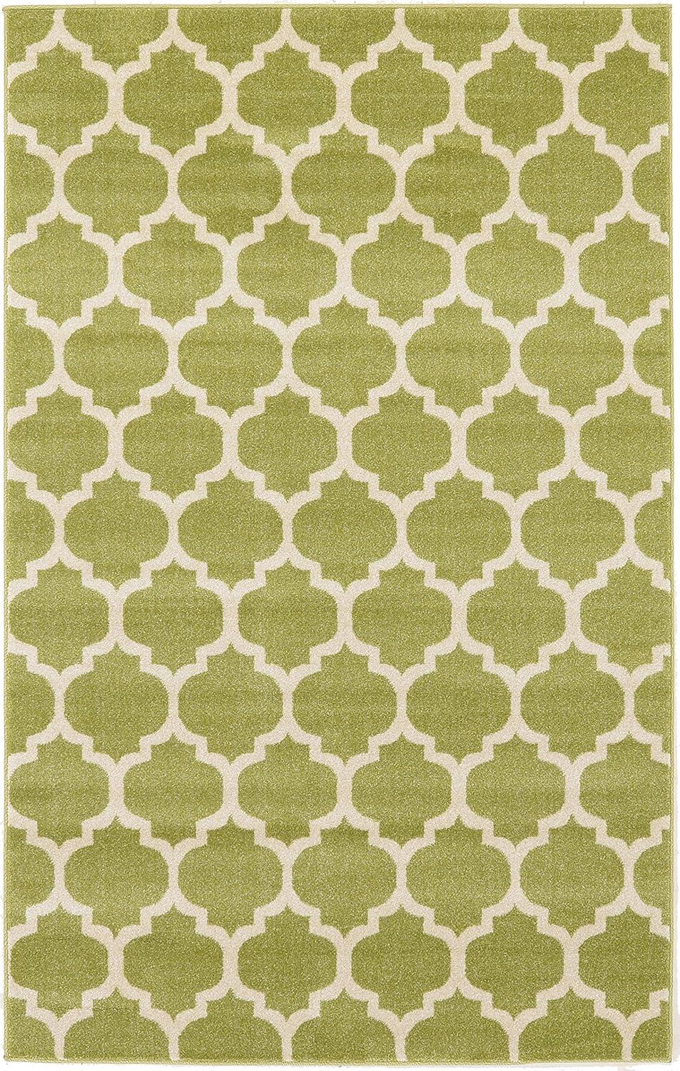 Light Green Trellis 5'x8' Easy-Care Synthetic Area Rug