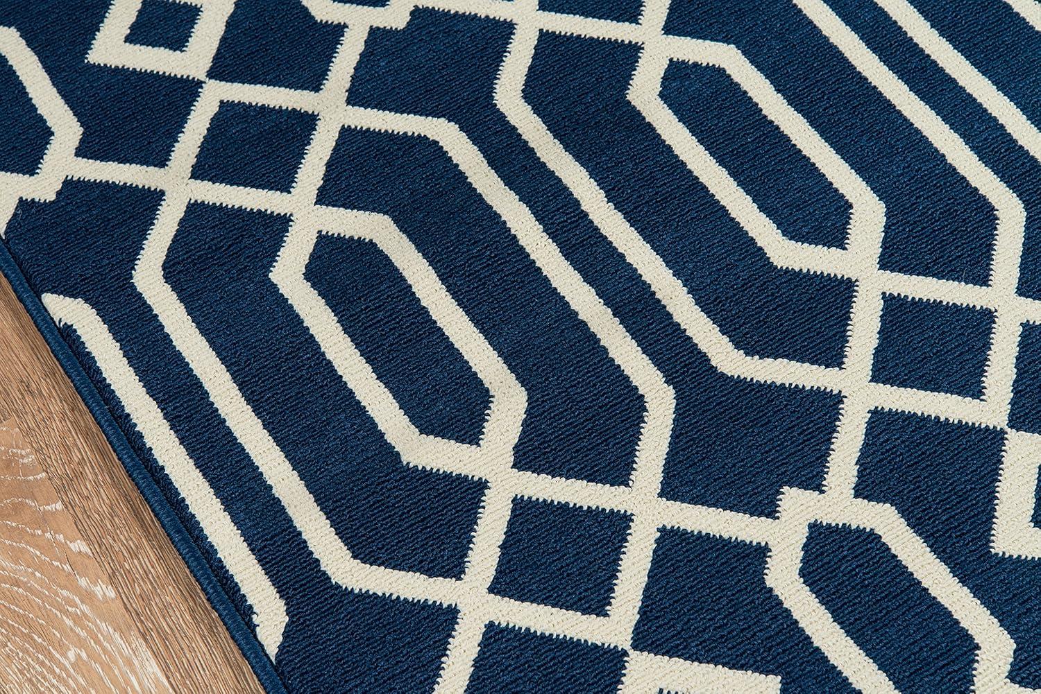 Navy Luxe Nautical 5'3" x 7'6" Flat Woven Outdoor Rug