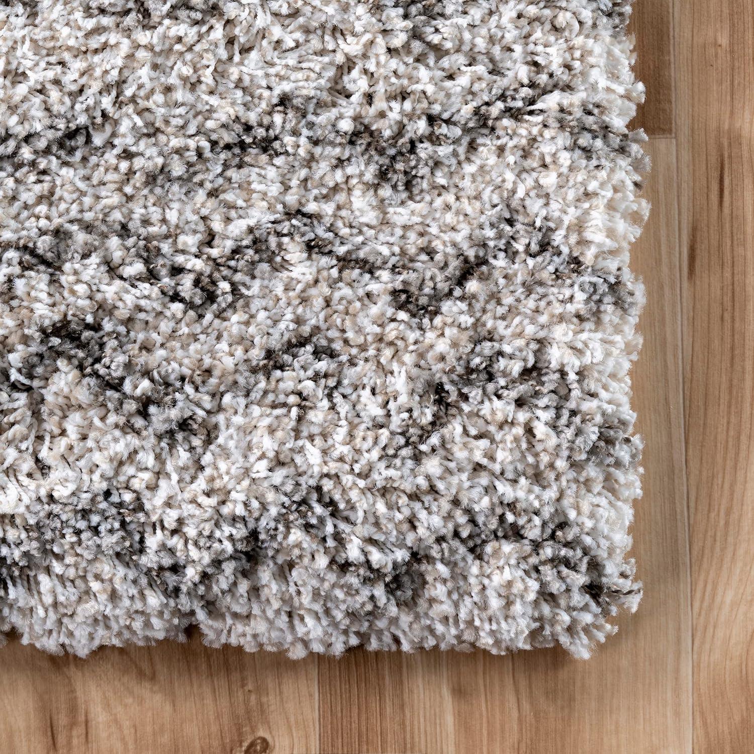 nuLOOM Cuellar Chevron Shag Area Rug, 7' 6" x 9' 6", Ivory