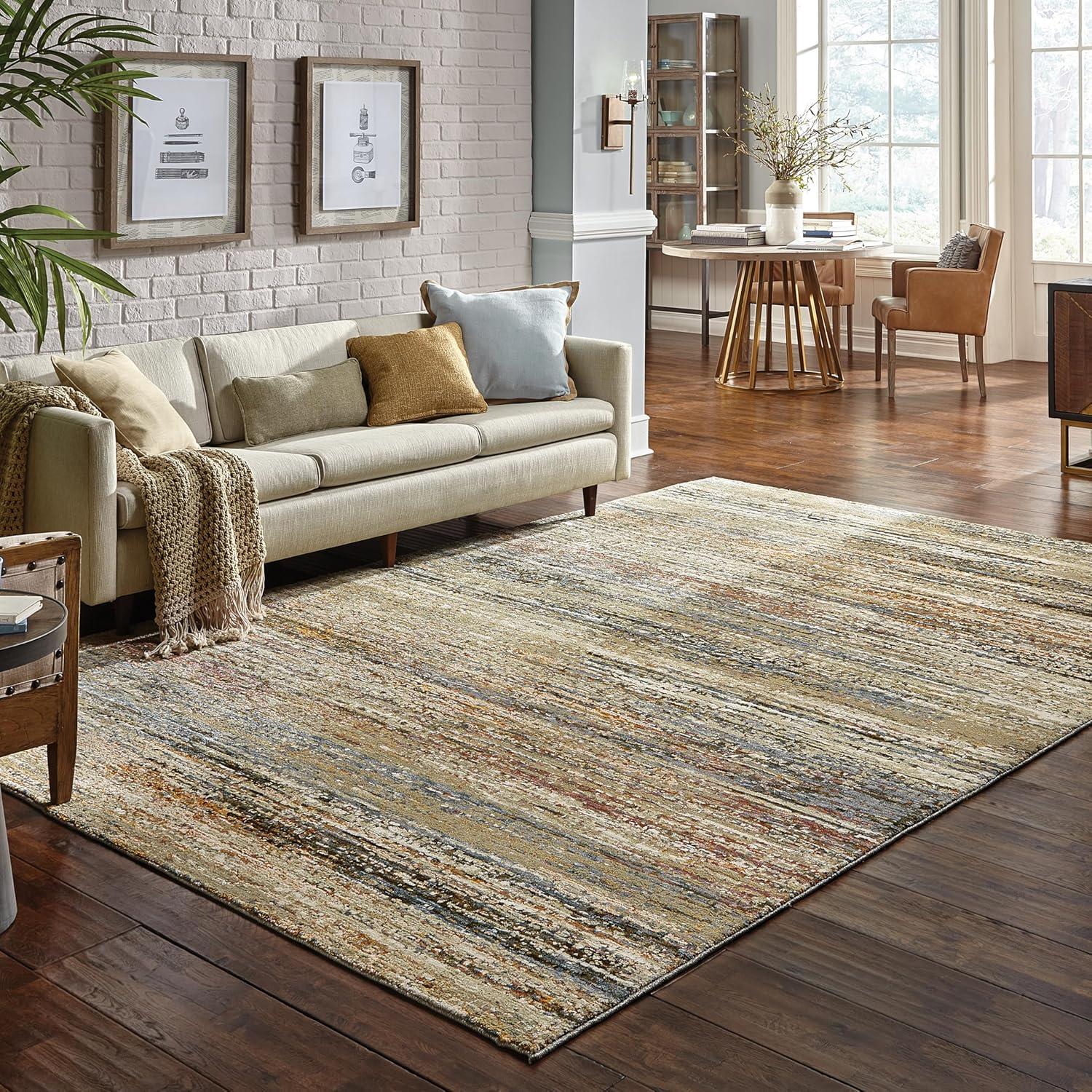 Oriental Weavers Atlas 8037J Gold/ Green Indoor Area Rug - 3'3" x 5'2"