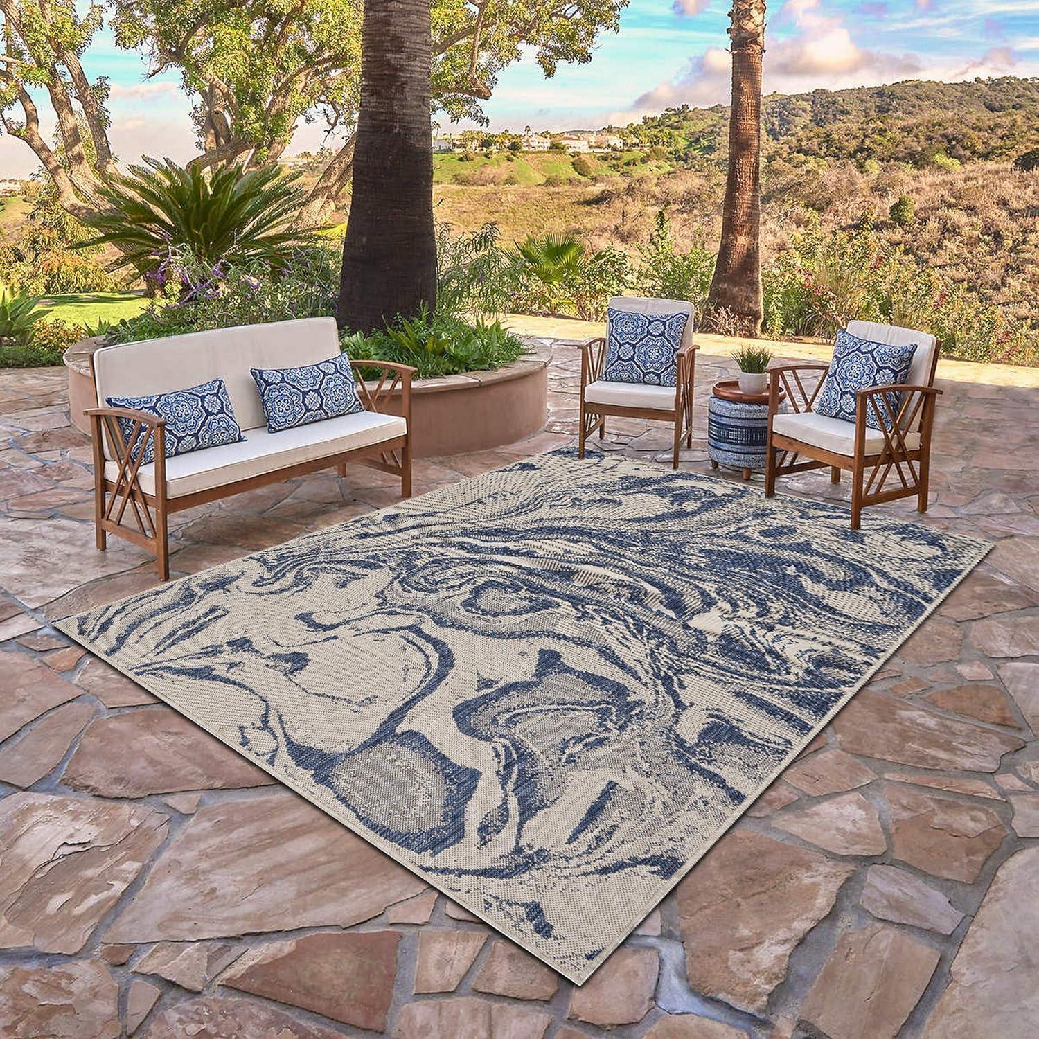 Reversible Abstract Blue Oasis Indoor/Outdoor Rug, 5' x 7'