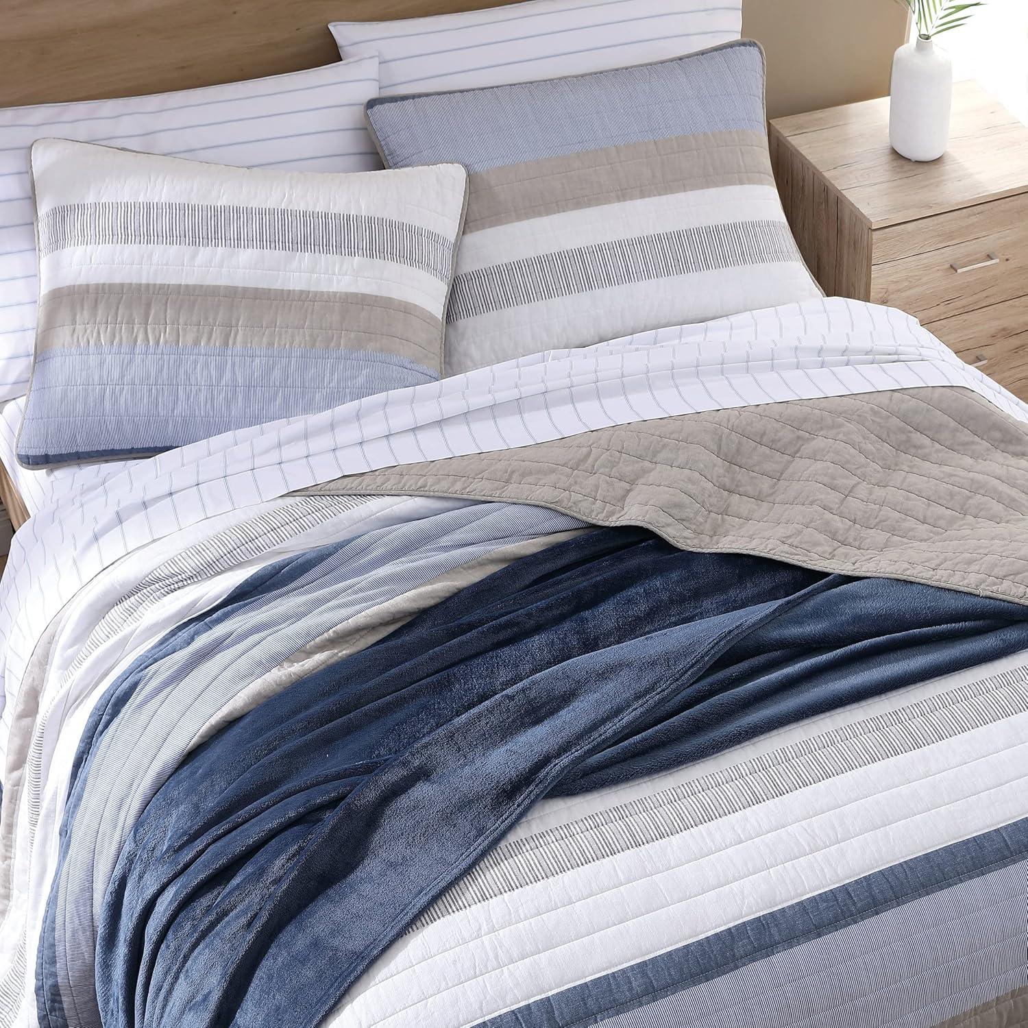 Nautica Galewood Cotton Reversible Beige Quilt Set