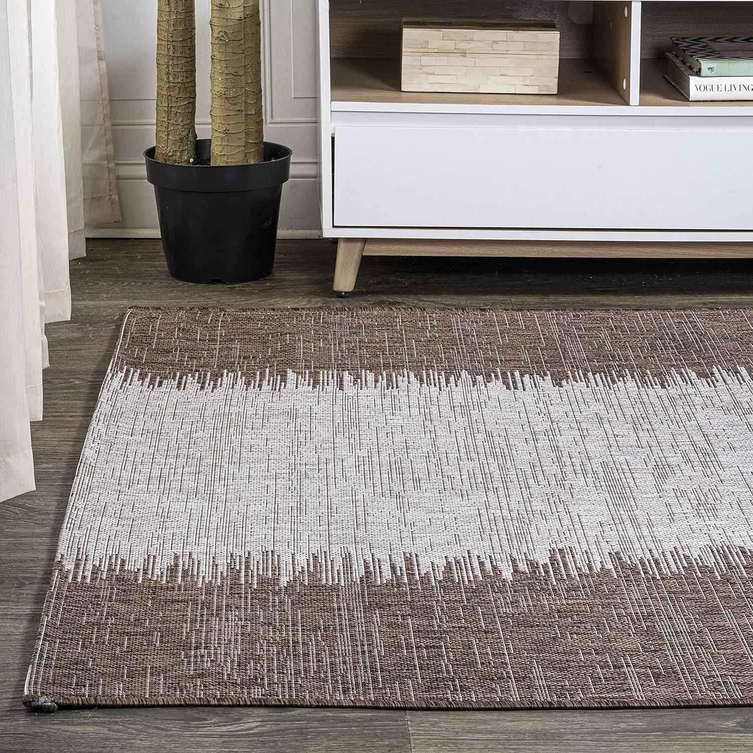 Tavira Modern Strie' Indoor/Outdoor Runner Rug - JONATHAN Y