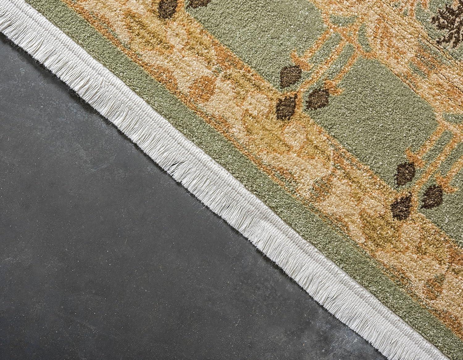 Light Green Synthetic Rectangular Easy-Care Rug - 3'3" x 5'3"