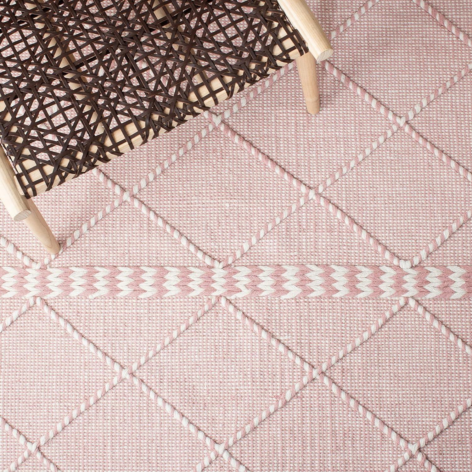 Casablanca CSB575 Hand Loomed Area Rug - Beige/Ivory - 5'x8' - Safavieh.