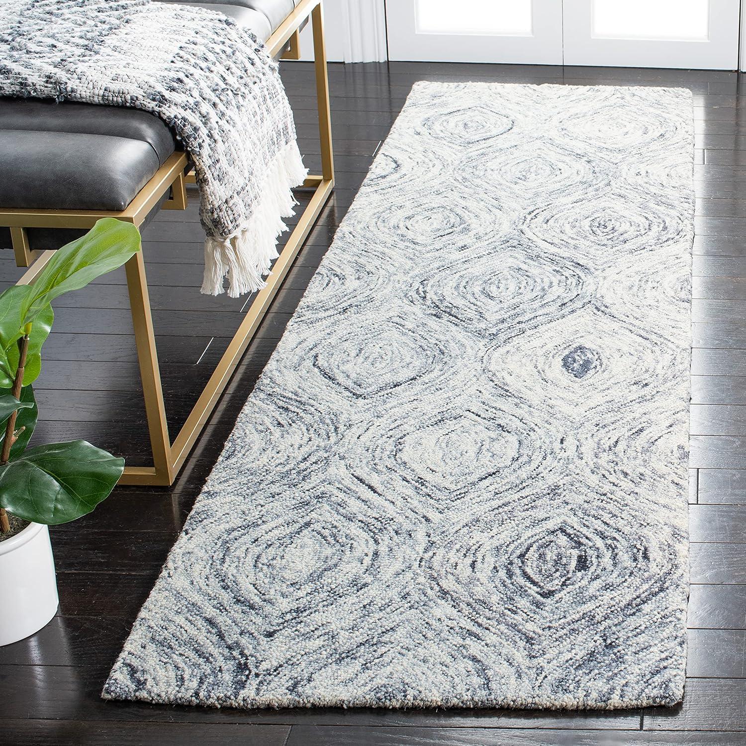 Silver and Grey Hand-Tufted Wool Ikat Runner Rug