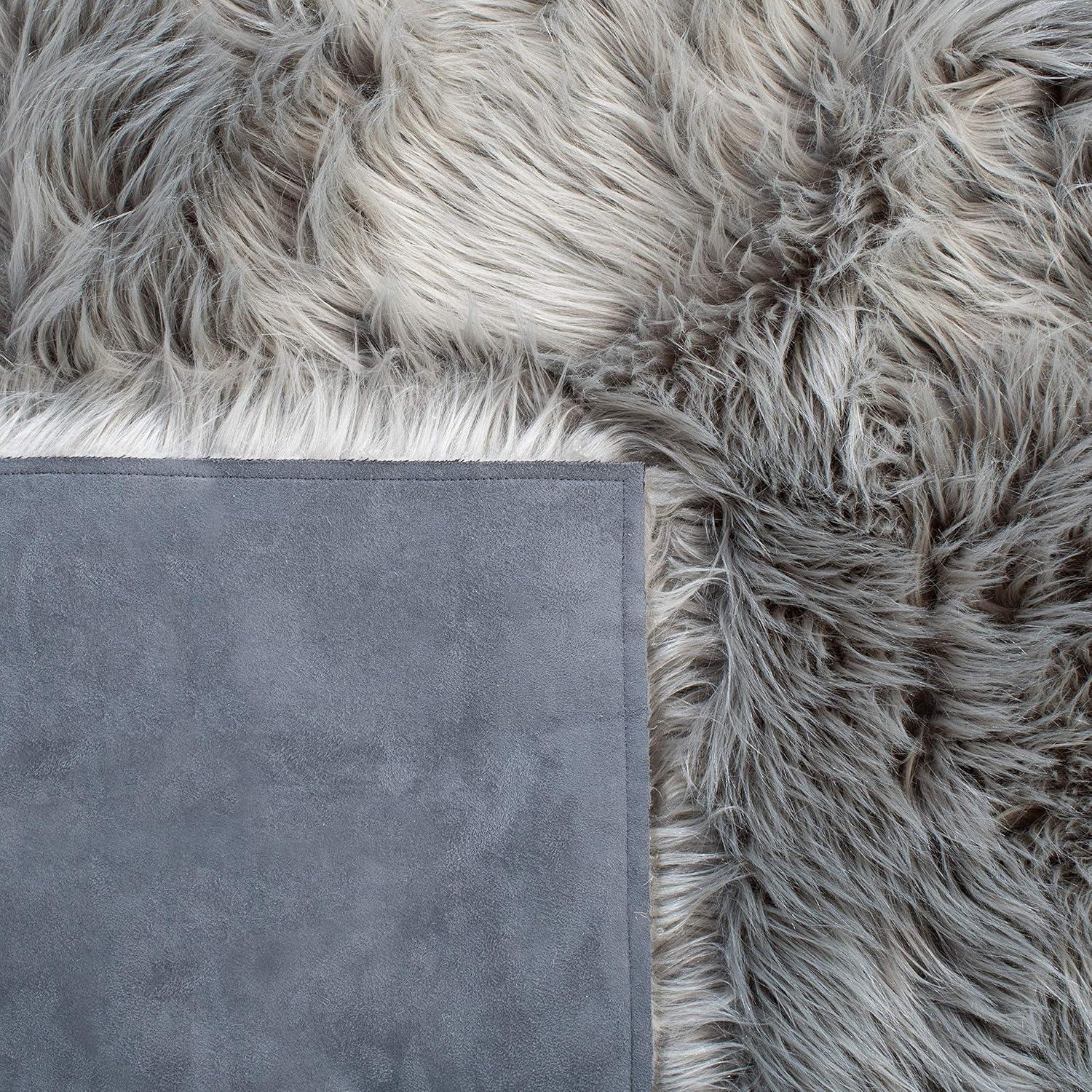 Gray Faux Sheepskin 6' x 9' Rectangular Area Rug