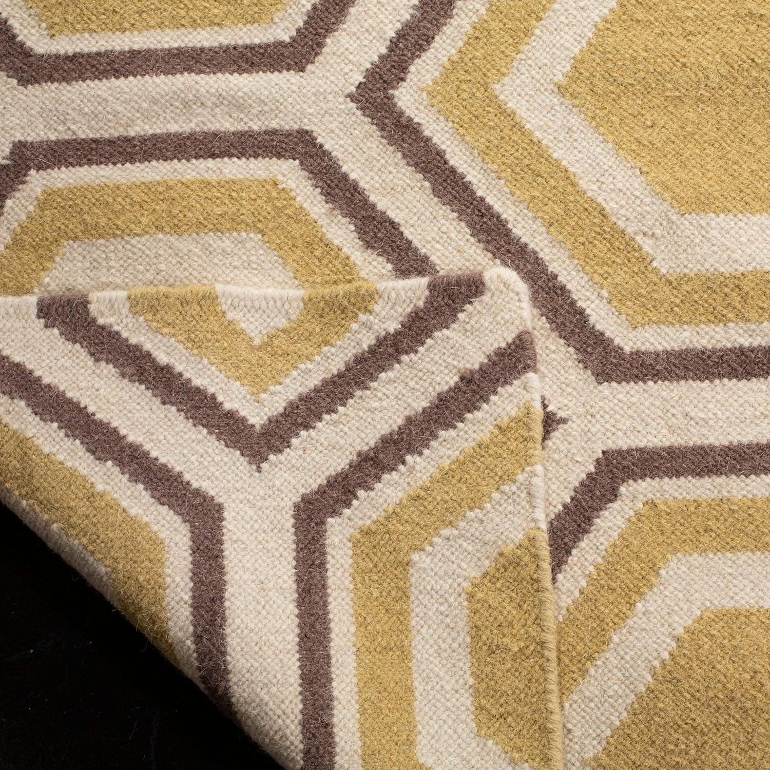 SAFAVIEH Dhurrie Weldon Geometric Hexagons Wool Area Rug, Ivory/Yellow, 6' x 9'