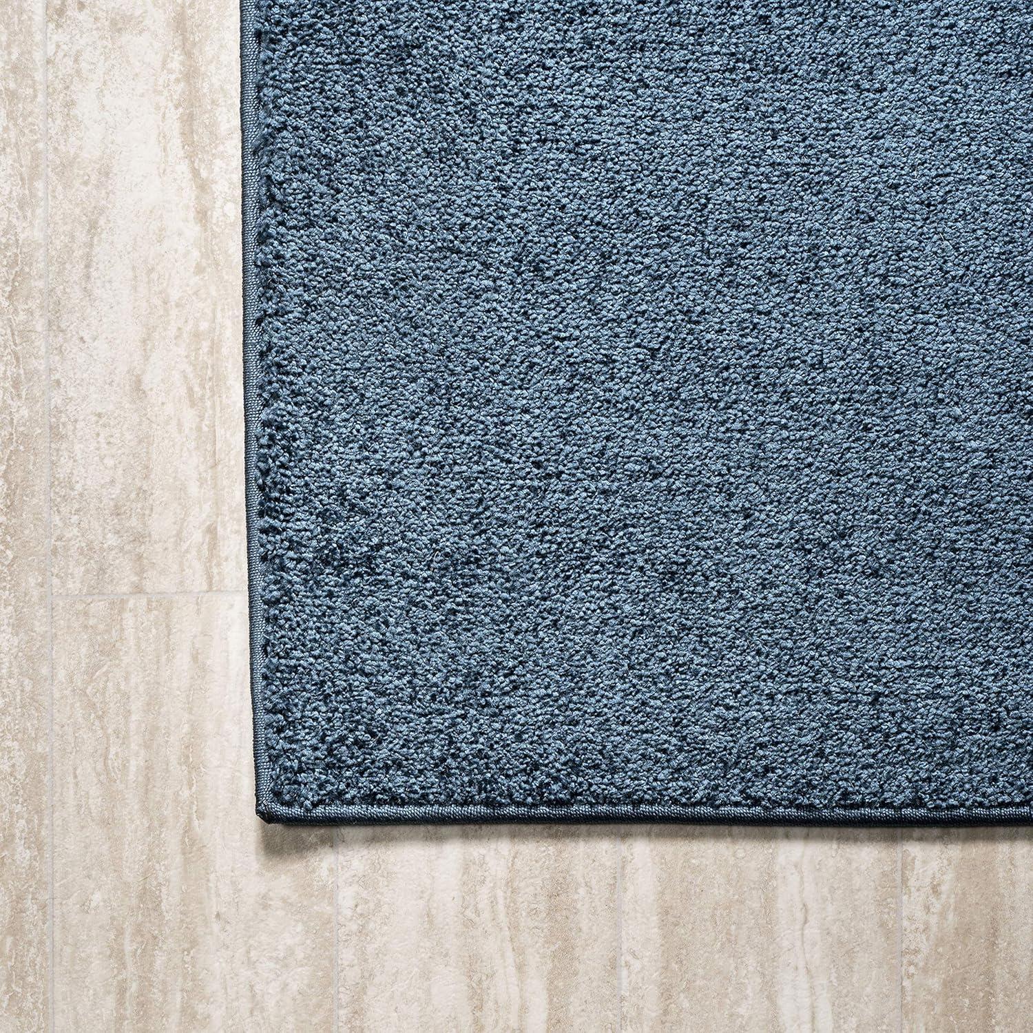 5'x8' Haze Solid Low-Pile Area Rug, Navy - JONATHAN Y