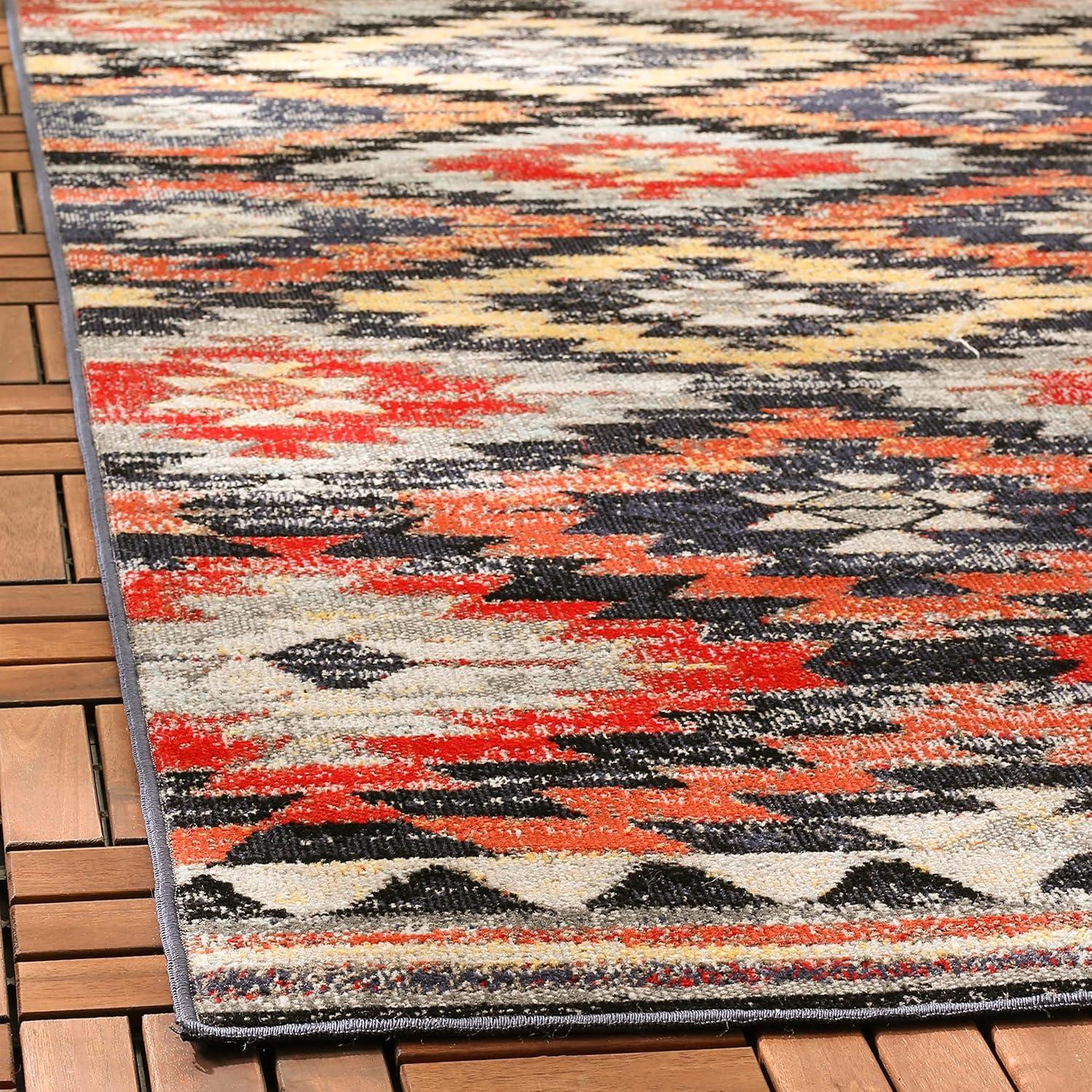 Montage MTG246 Power Loomed Indoor and Outdoor Rug - Safavieh