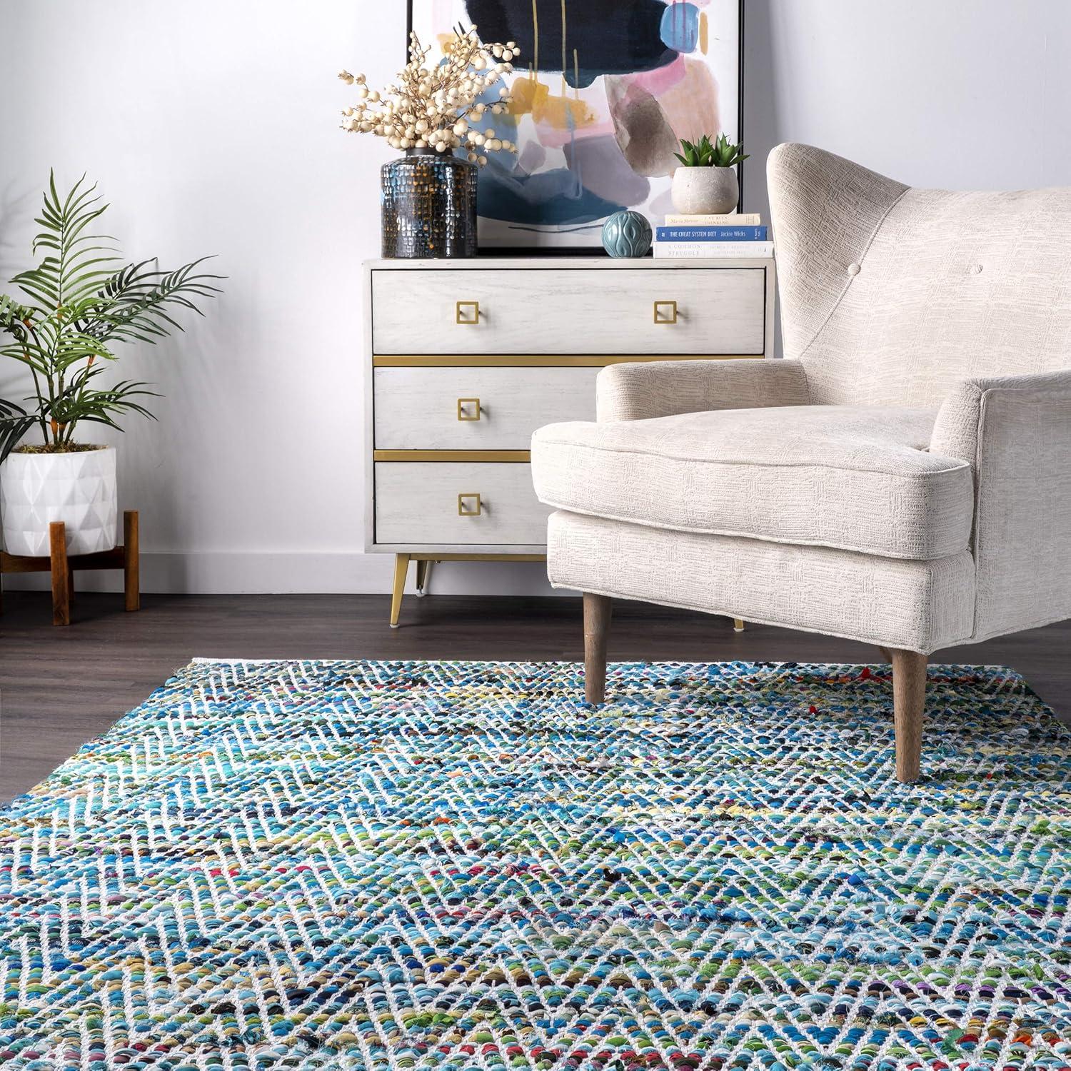 nuLOOM Rochell Handwoven Chevron Runner Rug, 2' 6" x 10', Green