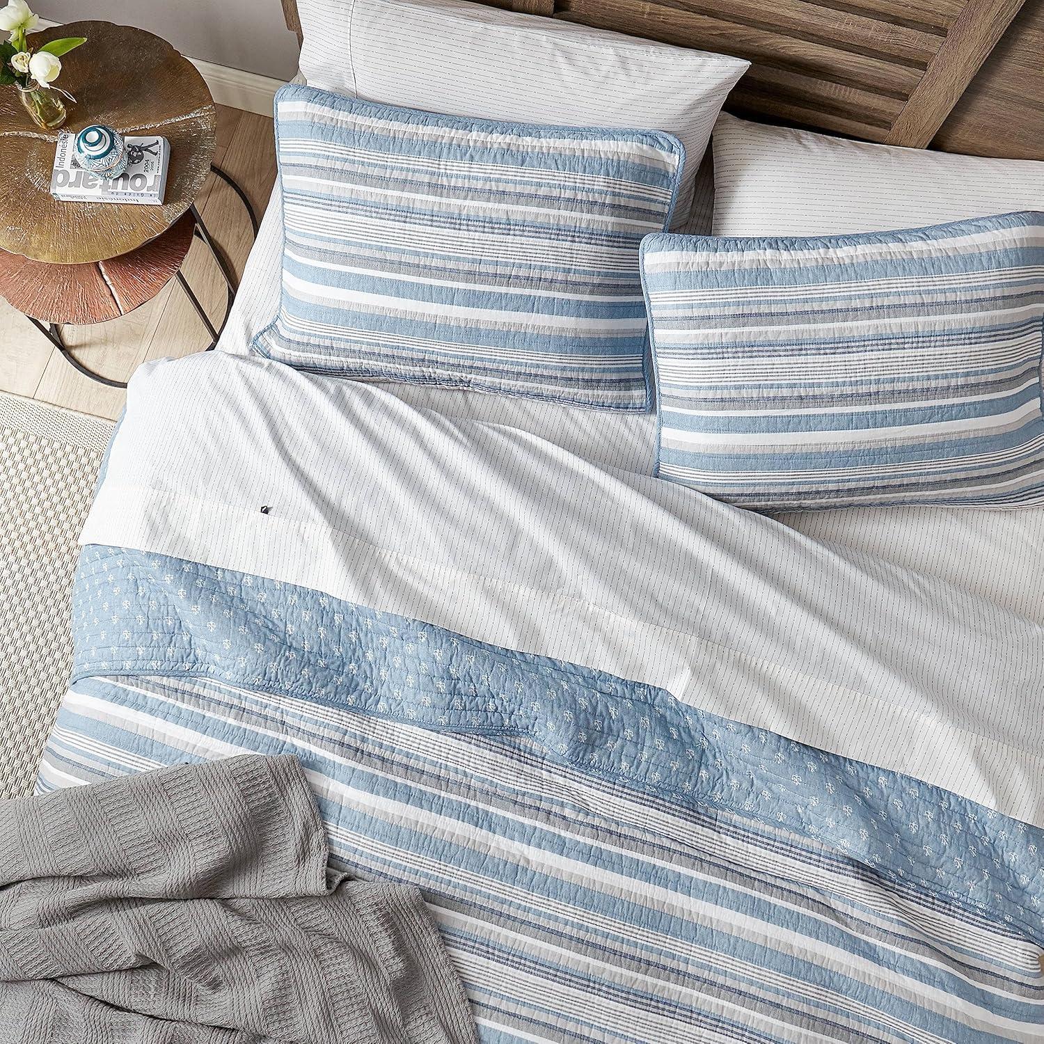 Nautica Nautica Jettison Cotton Reversible Blue Quilt Set