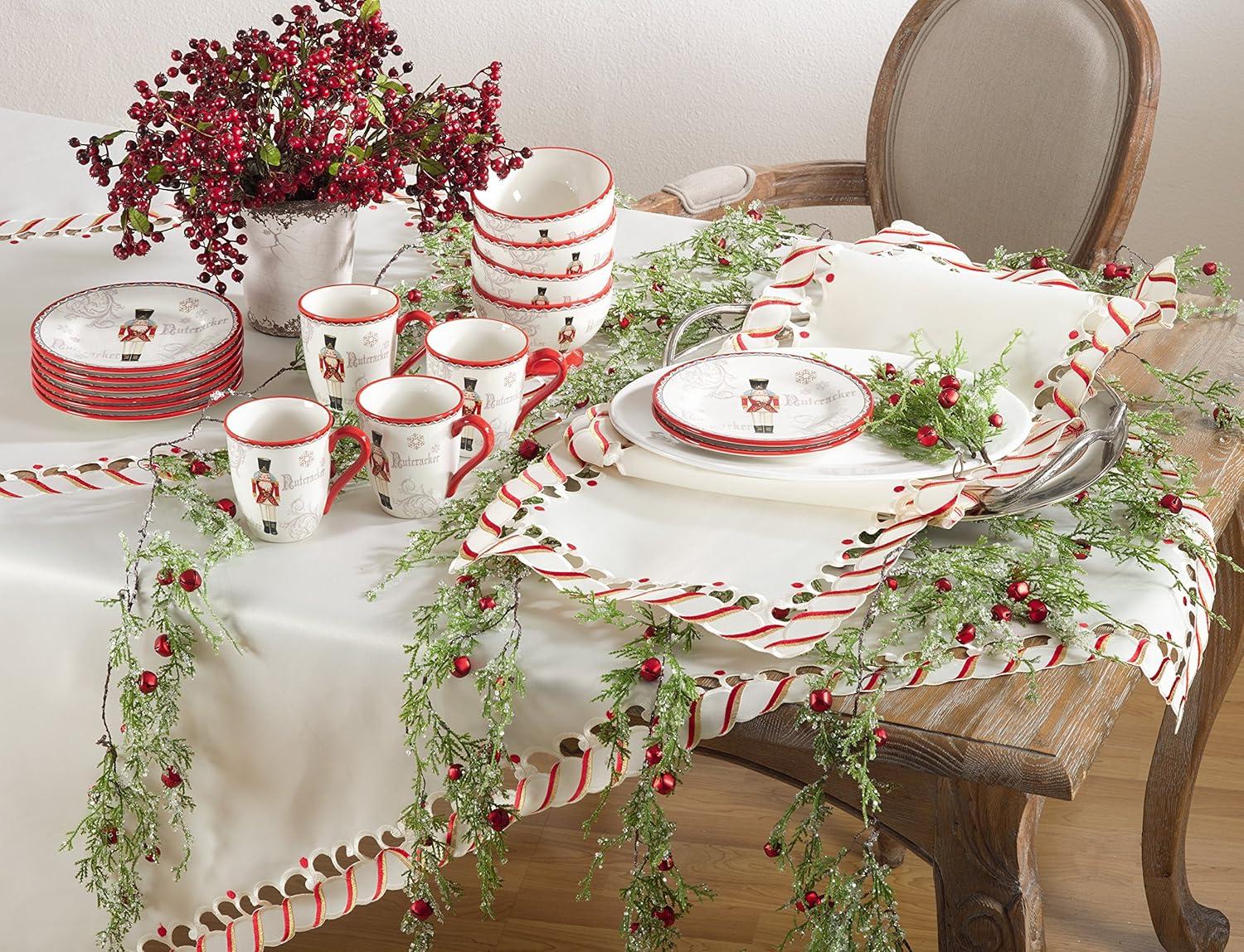 Saro Bonbon Striped Christmas Tablecloth