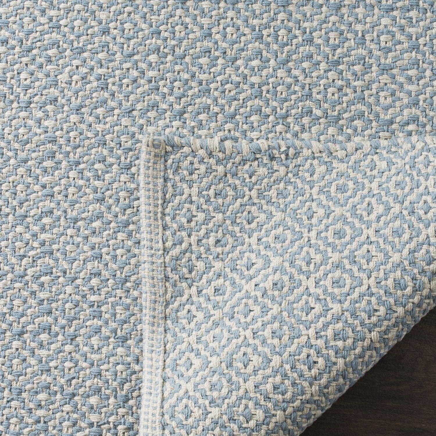 Montauk MTK717 Hand Woven Indoor Accent Rug - Ivory/Light Blue - 2'6"x4' - Safavieh.