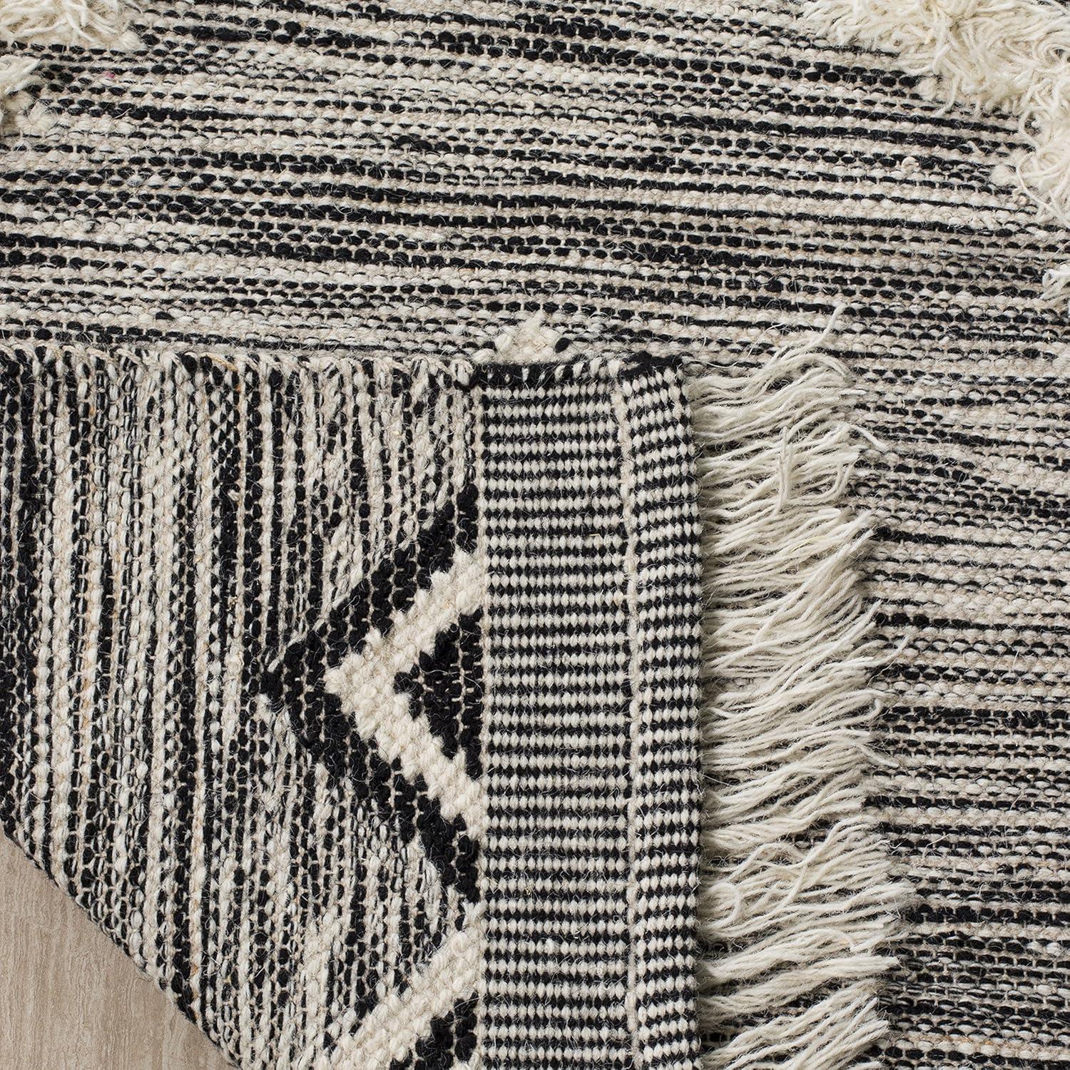Kenya KNY906 Hand Knotted Area Rug - Black/Ivory - 6'x9' - Safavieh.