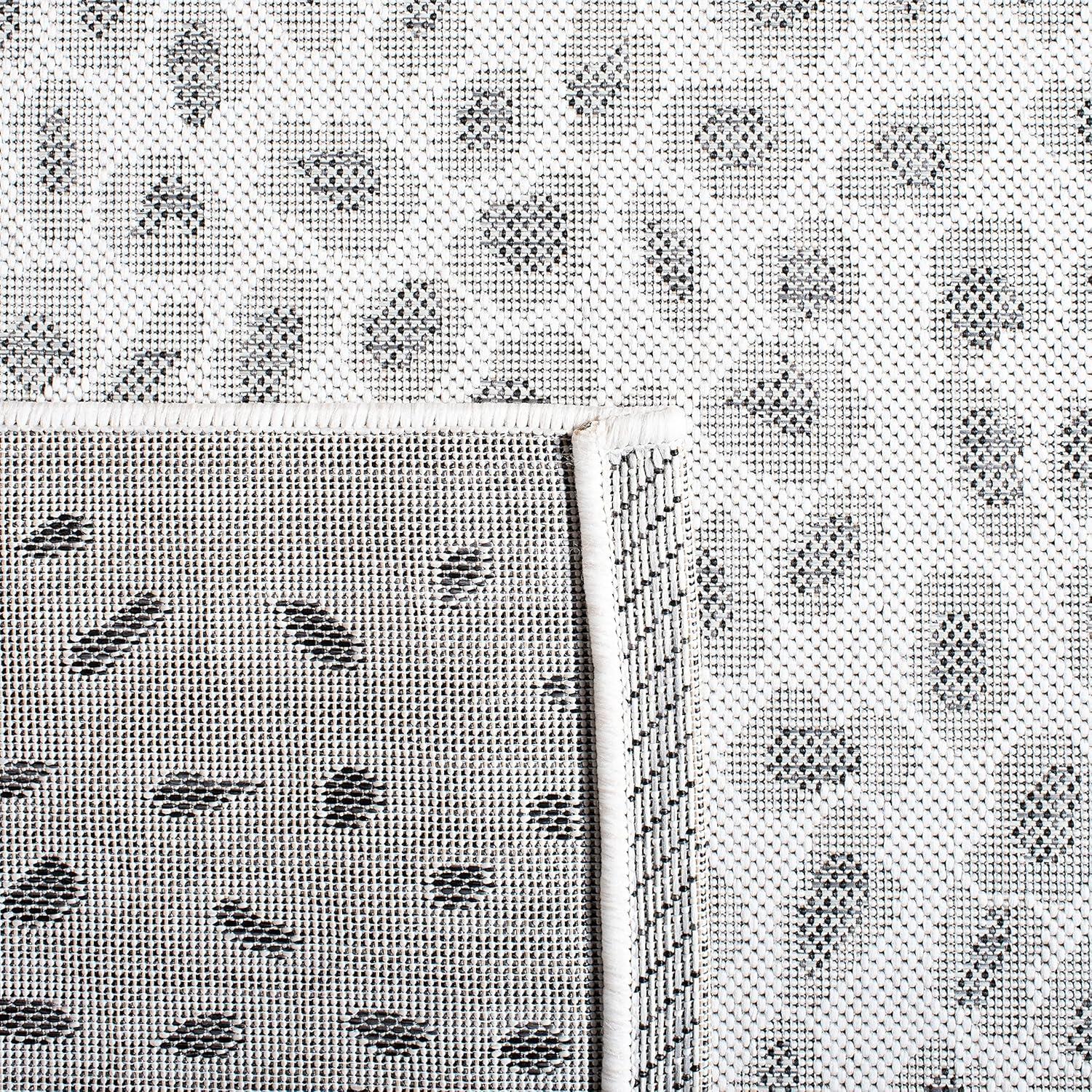 Union Rustic Aidah Performance Rug