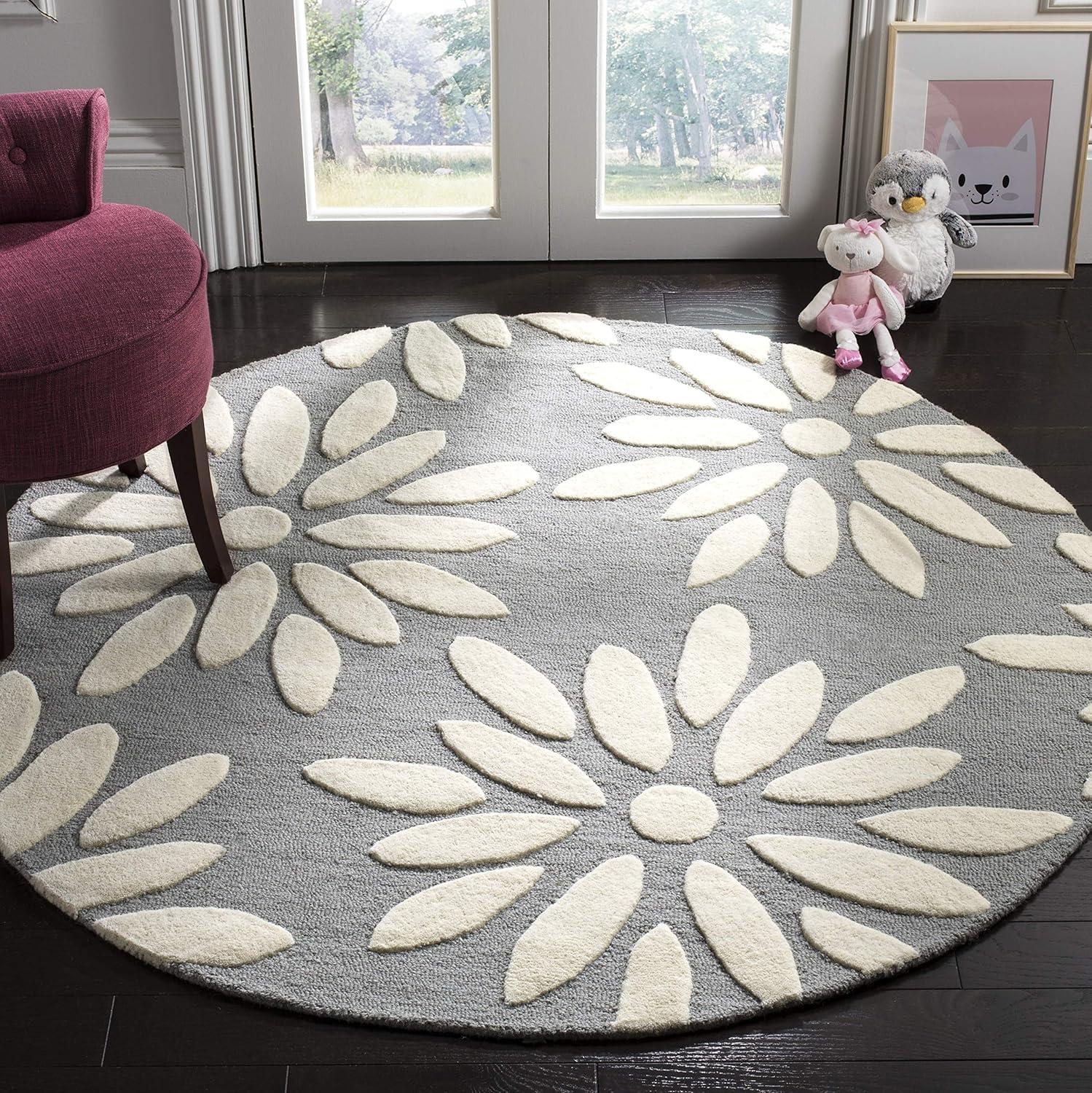 Safavieh Kids SFK914 Hand Tufted Area Rug  - Safavieh