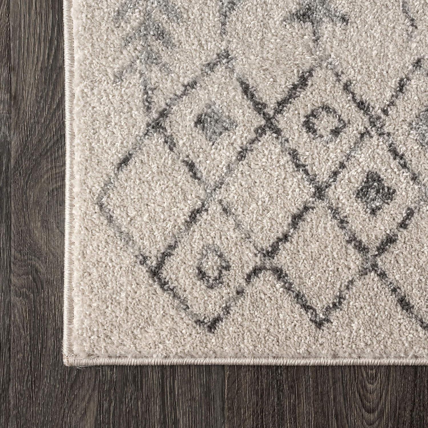 Ziri Moroccan Geometric Area Rug - JONATHAN Y