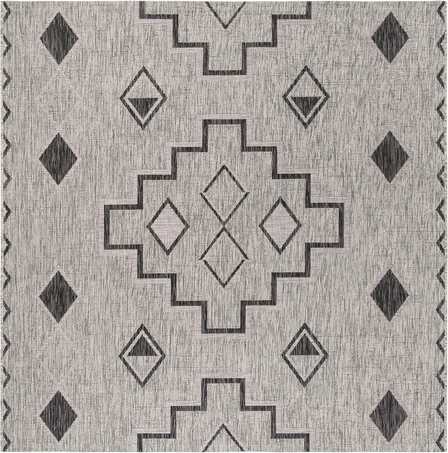 Courtyard CY8533 Power Loomed Indoor/Outdoor Area Rug  - Safavieh