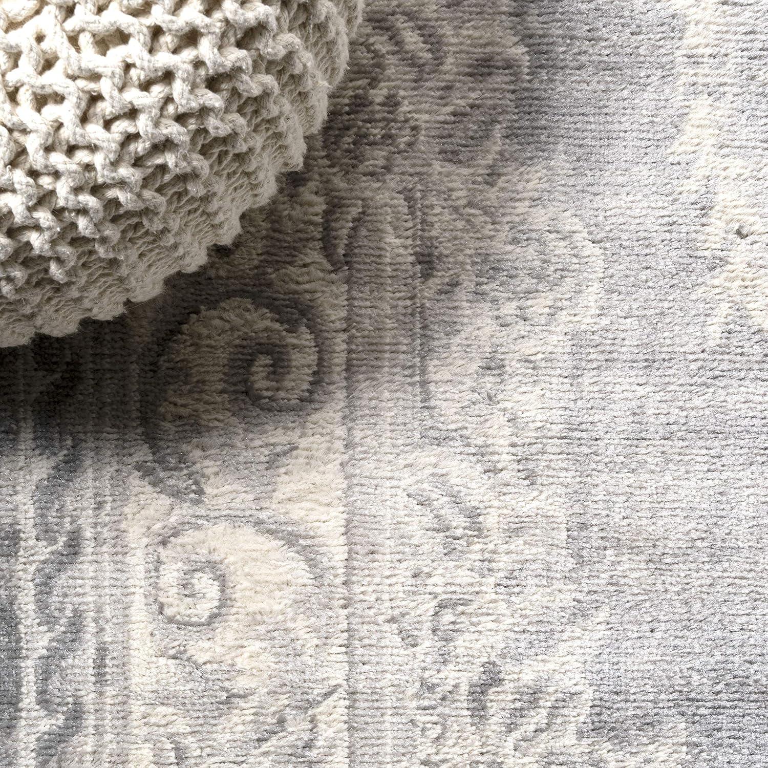 4'x6' Rosalia Cottage Medallion Area Rug, Ivory/Gray - JONATHAN Y
