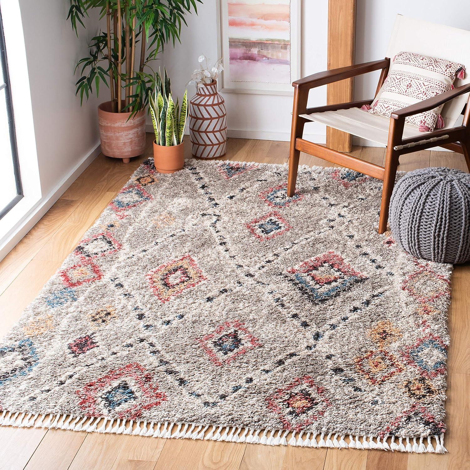 SAFAVIEH Morocco Leo Geometric Area Rug, Grey/Multi, 5'3" x 7'6"