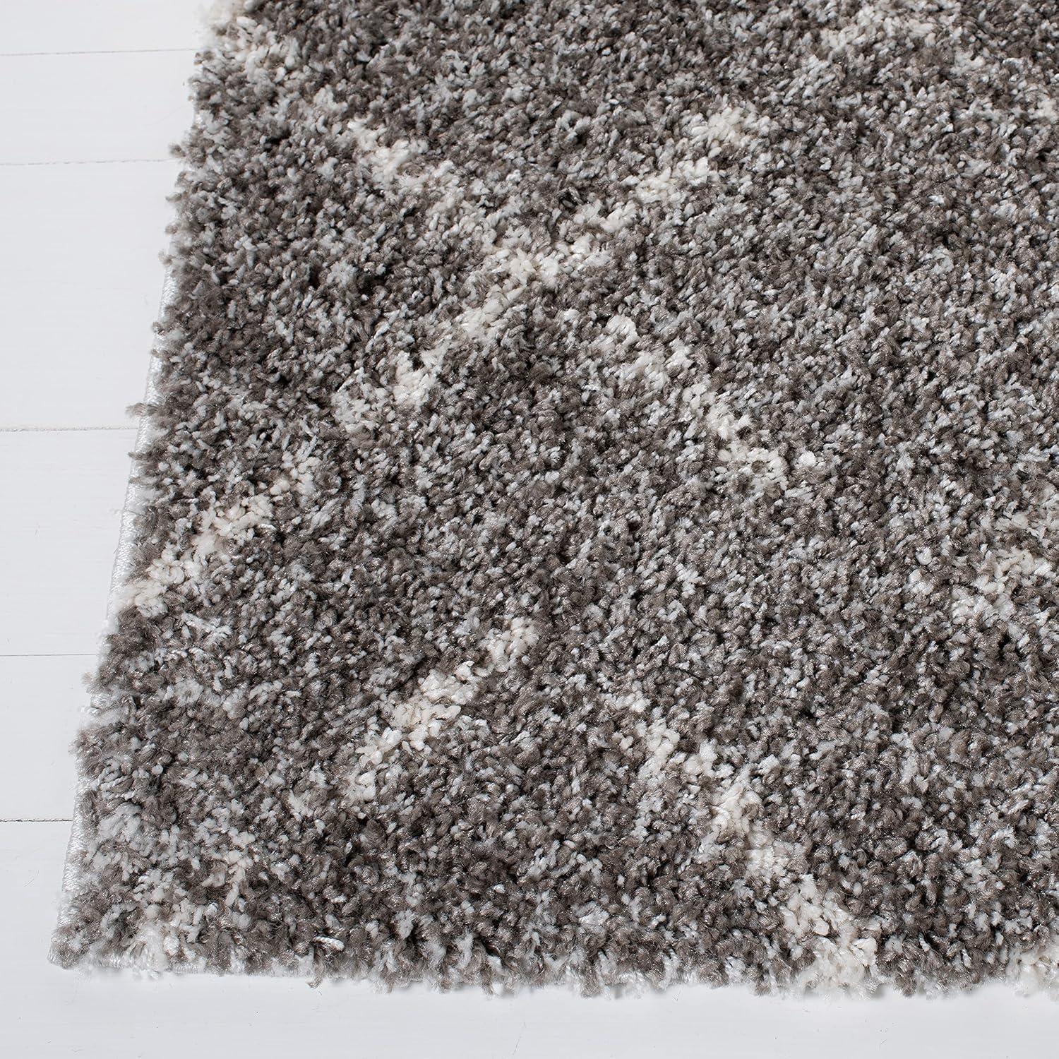 Arizona Shag ASG743 Power Loomed Indoor Area Rug - Brown/Ivory - 6'7"x9'2" - Safavieh