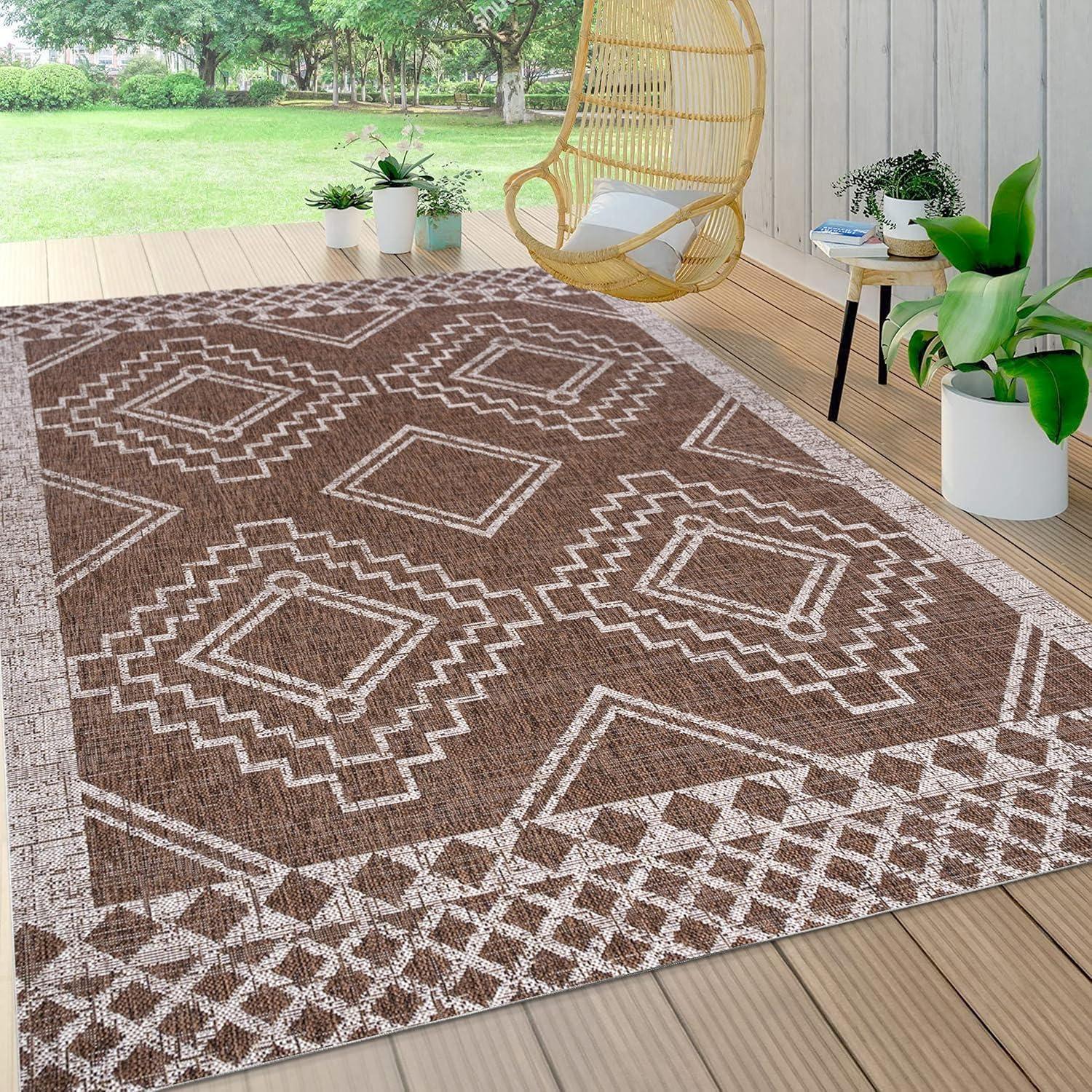 Marokko Diamond  Medallion Indoor/Outdoor Area Rug - JONATHAN Y