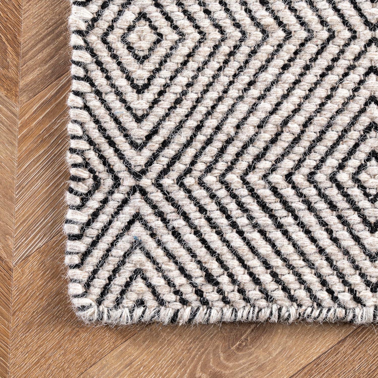 Nuloom Ago Geometric Wool Indoor Area Rug