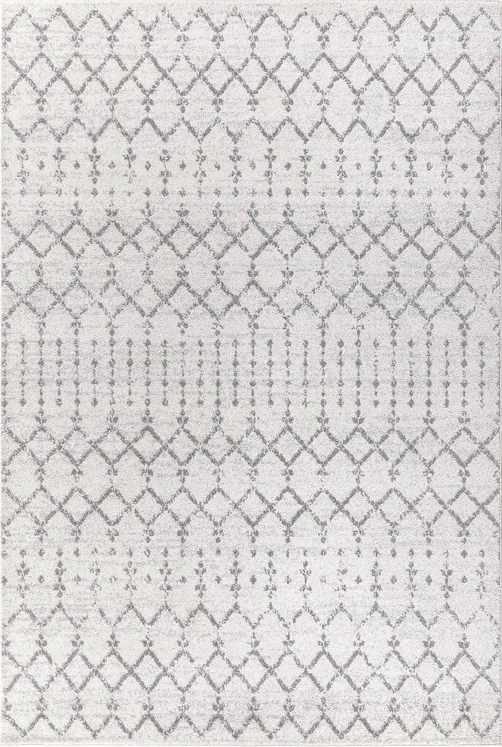 Cream and Gray Diamond Pattern Reversible Area Rug