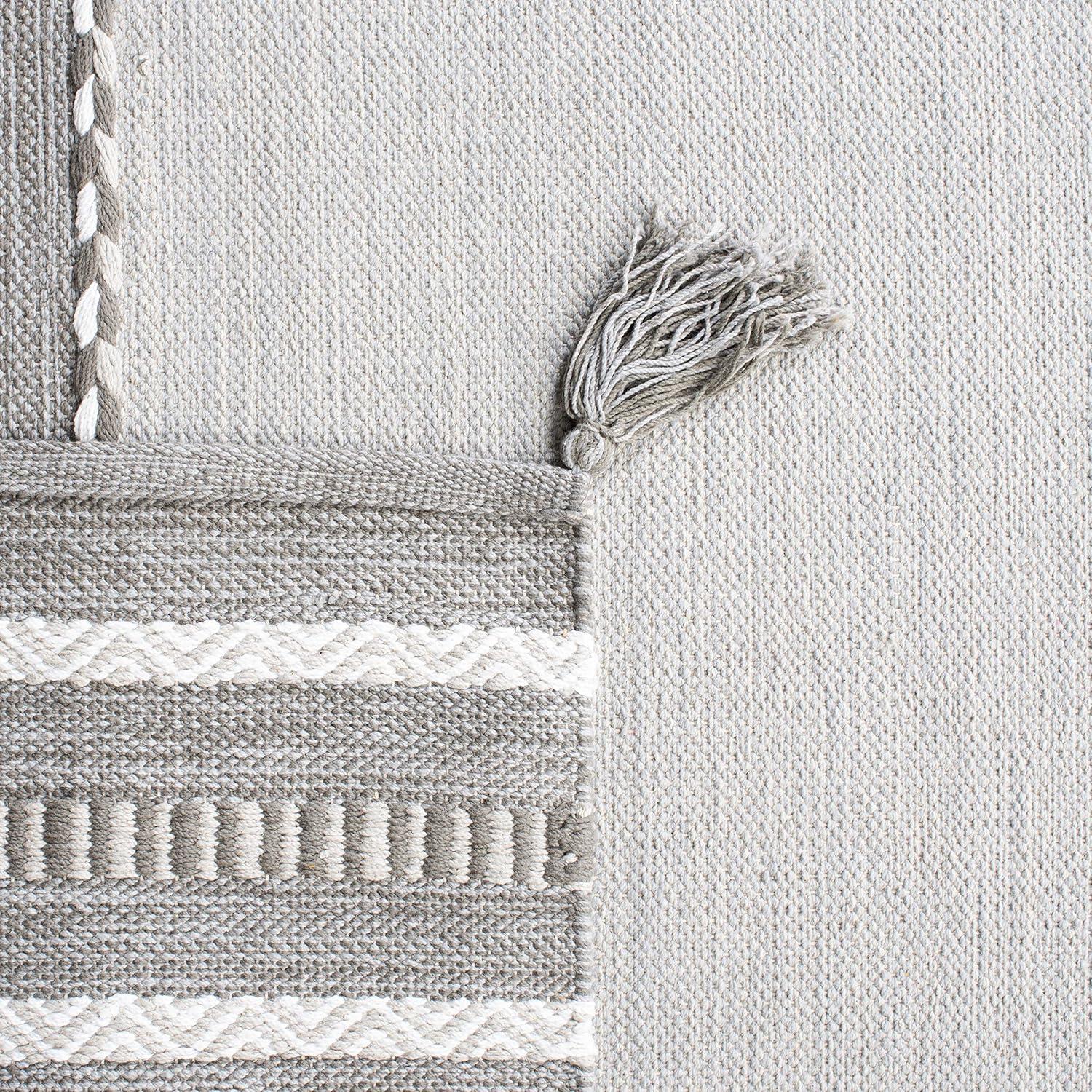Montauk MTK215 Hand Woven Area Rug - Grey/Ivory - 8'9"x11'9" - Safavieh.