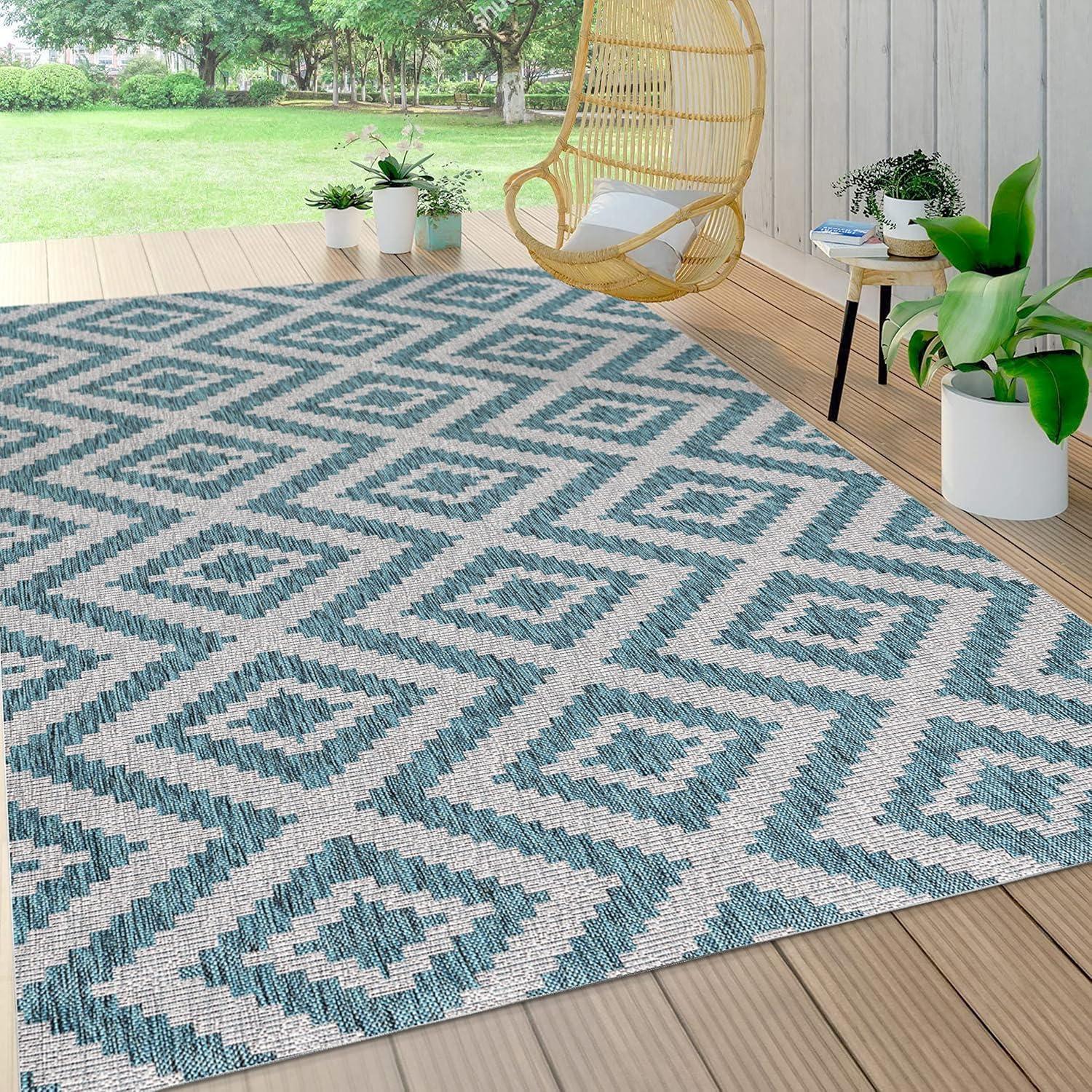 Reversible Sintra Diamond Blue/Gray Geometric Indoor/Outdoor Rug