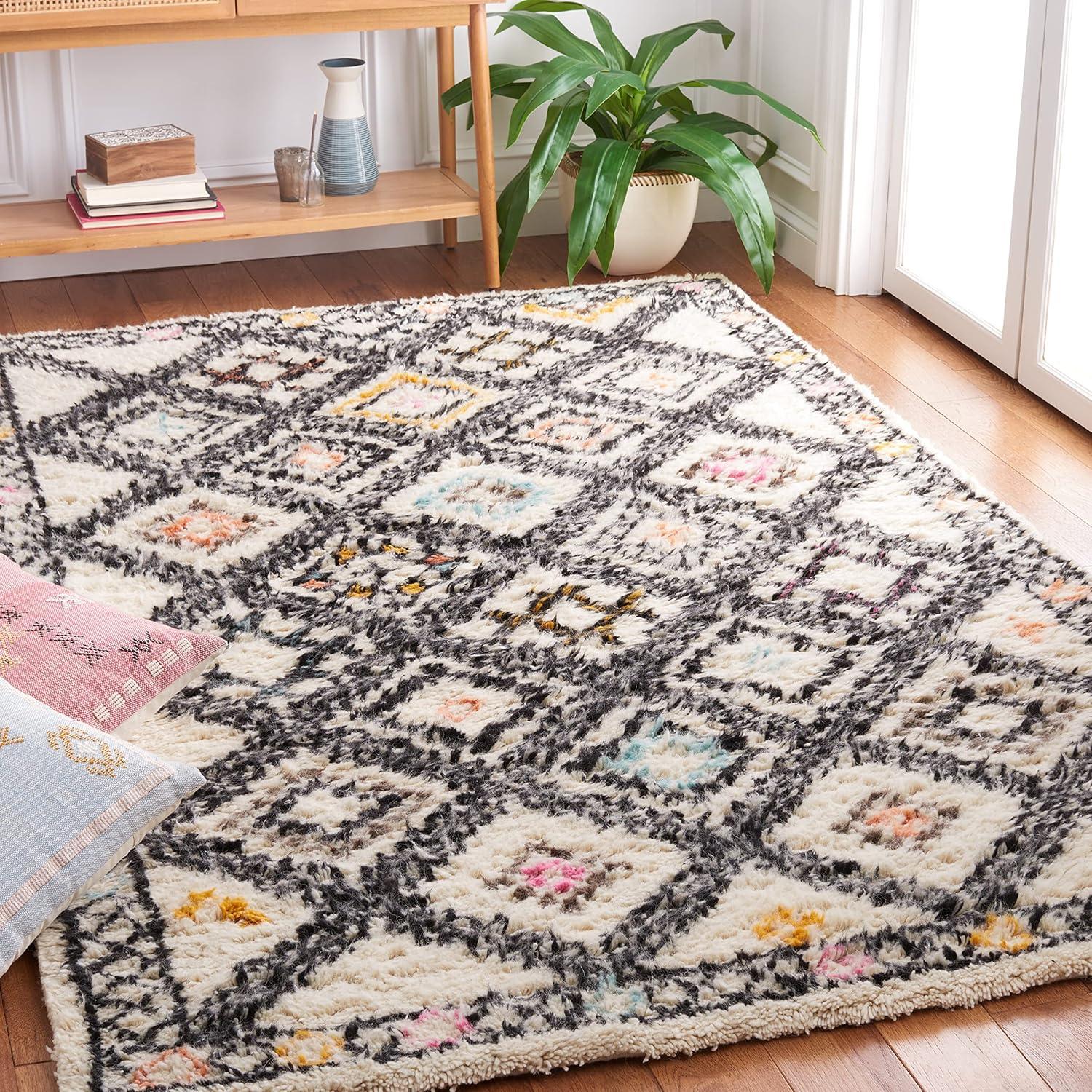 Kenya KNY822 Hand Knotted Area Rug - Natural/Multi - 6'x9' - Safavieh.
