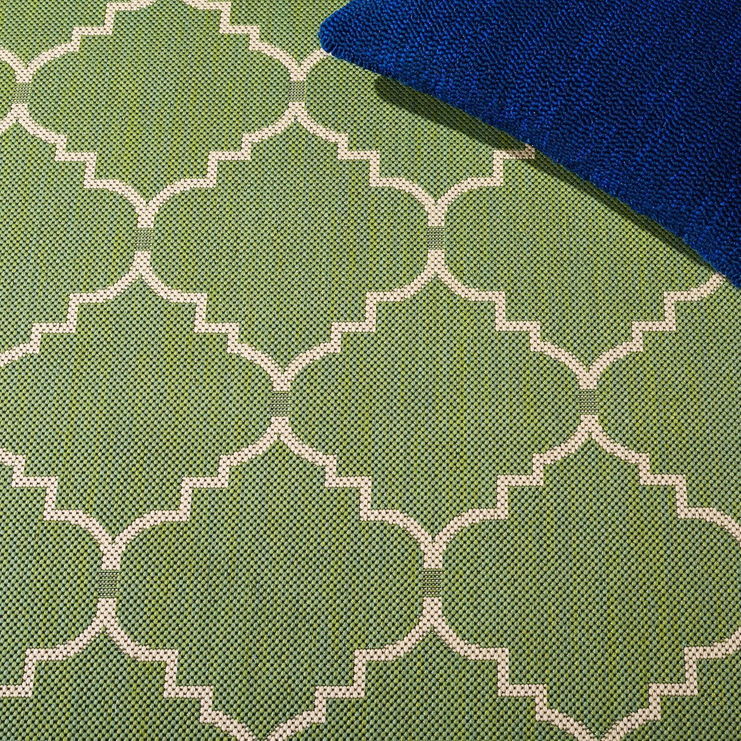 Courtyard CY6889 Power Loomed Indoor and Outdoor Area Rug - Green/Beige - 6'7"x6'7" - Safavieh