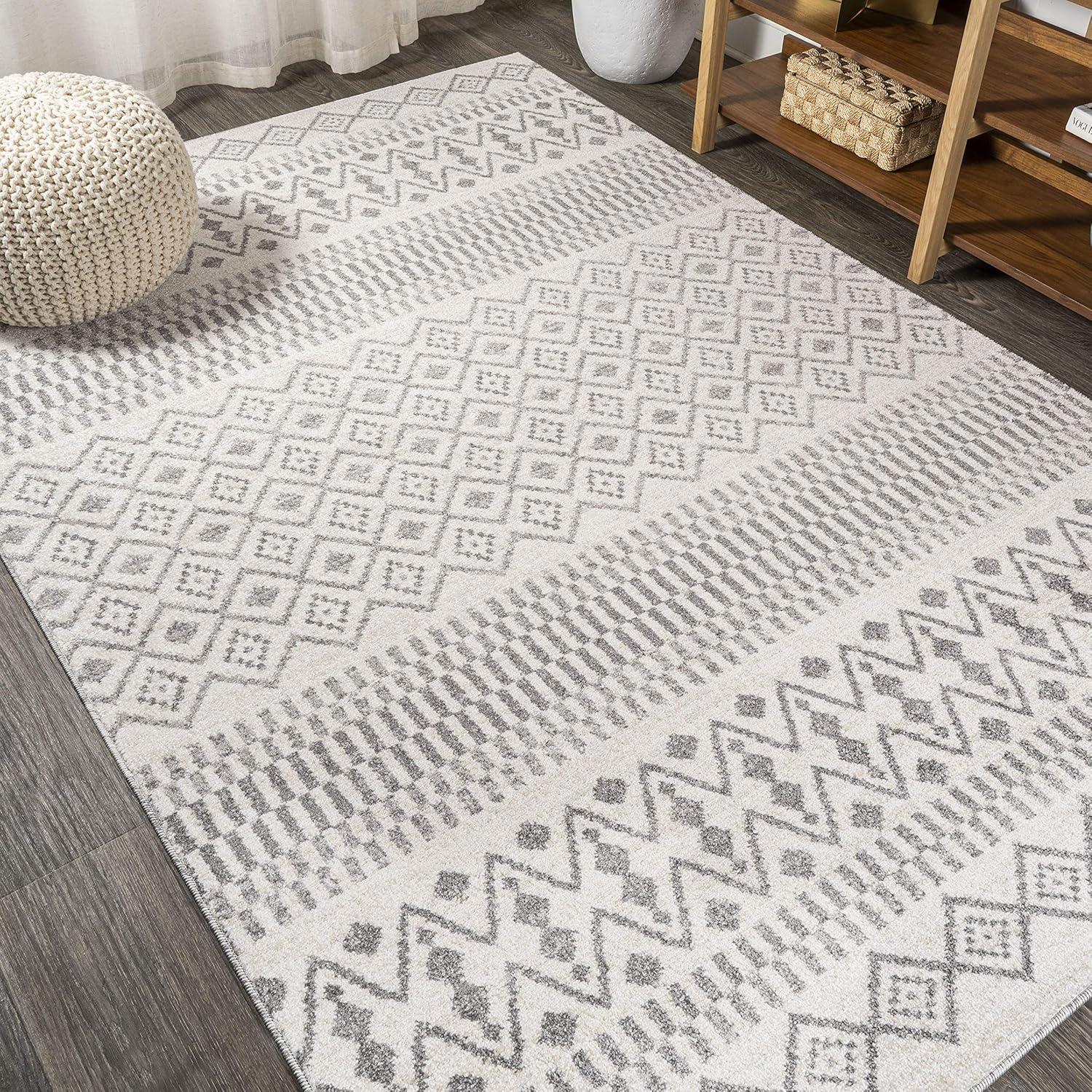 Gray and Cream Geometric Pattern Synthetic Area Rug