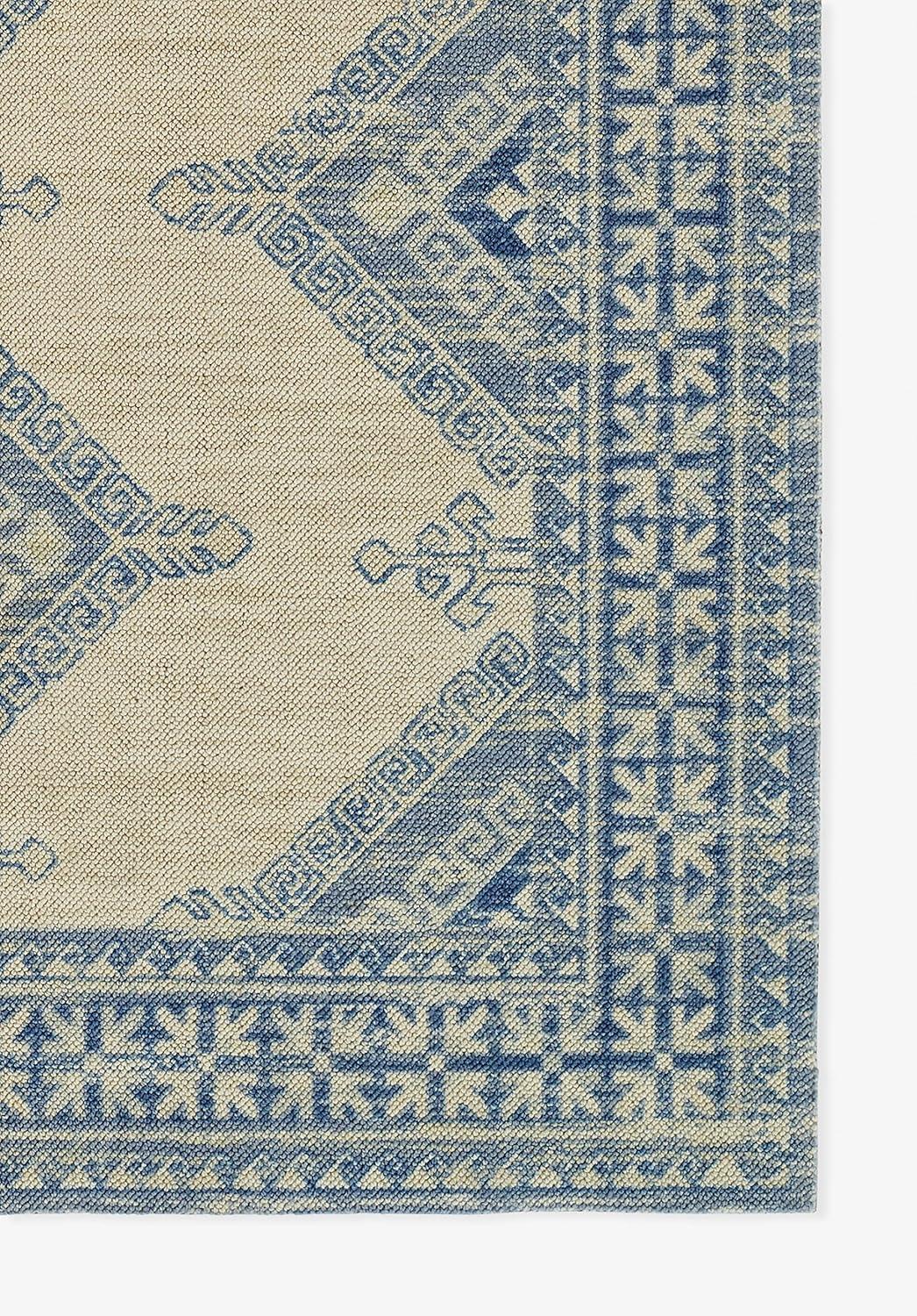 Omarian Rug - Blue / 2' x 3'